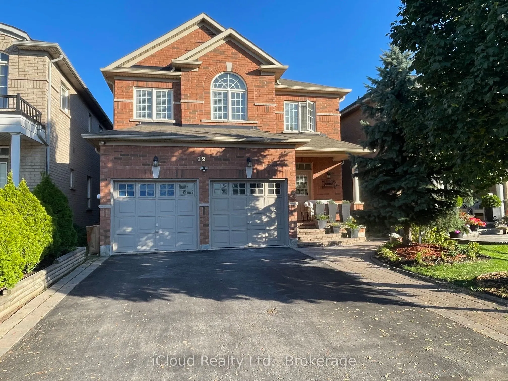 22 Fallgate Drive