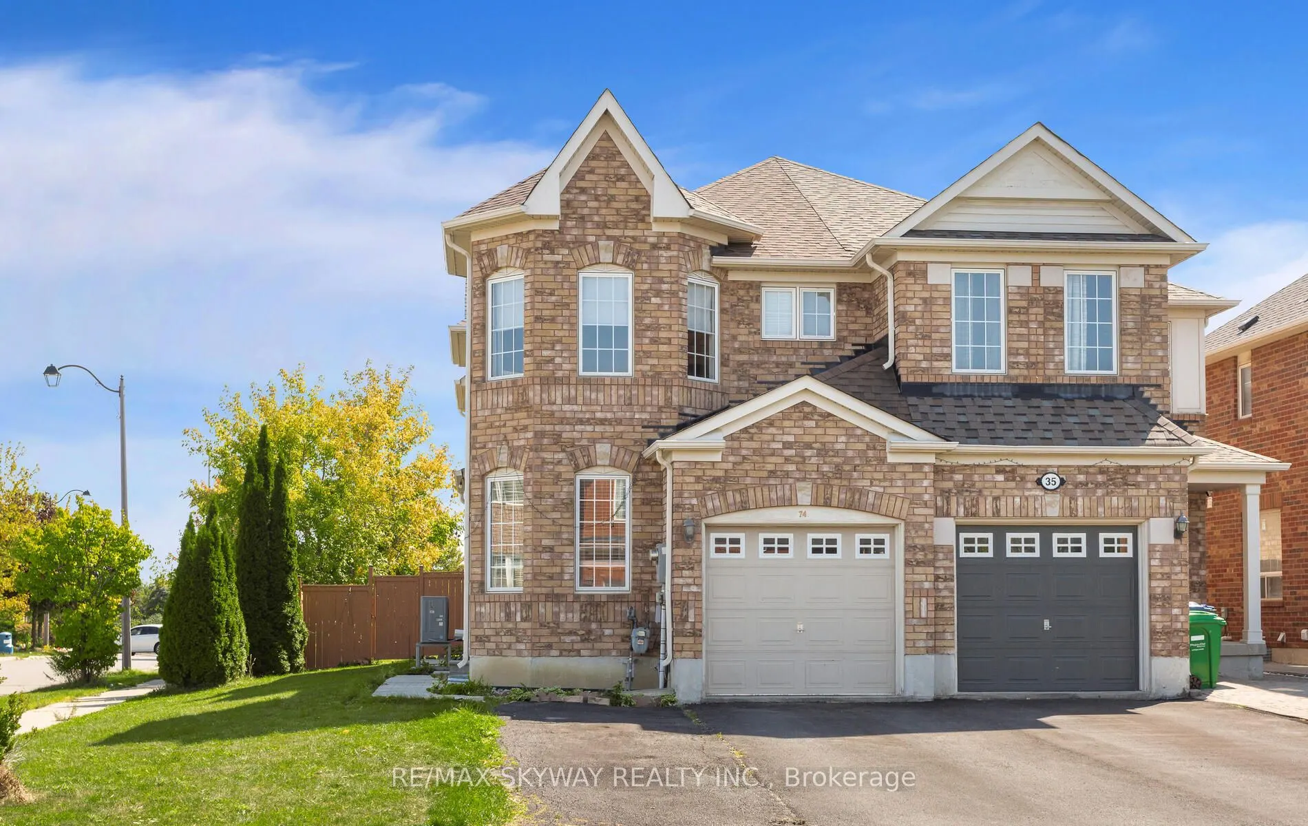 74 Magnificent Court
