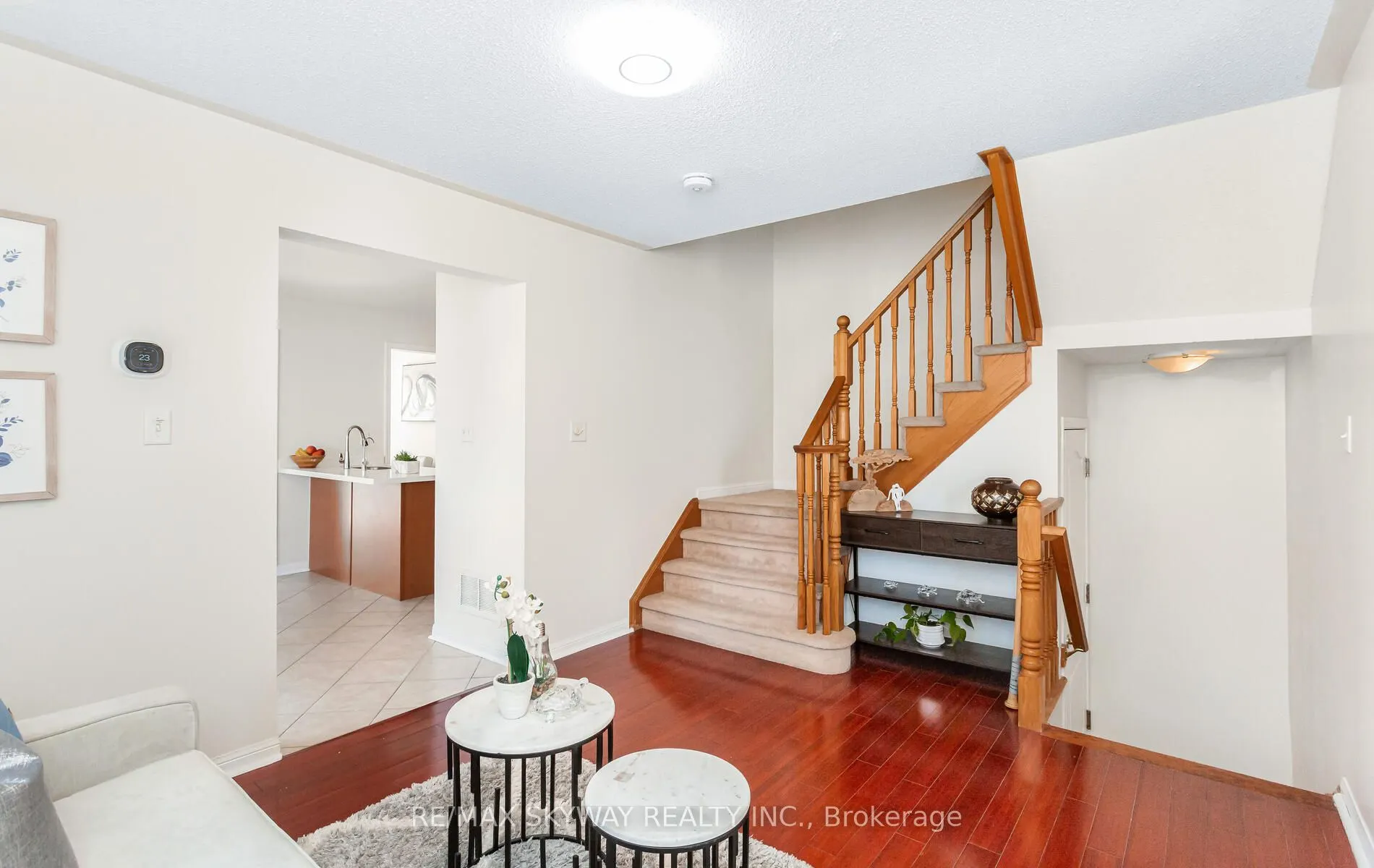 74 Magnificent Court