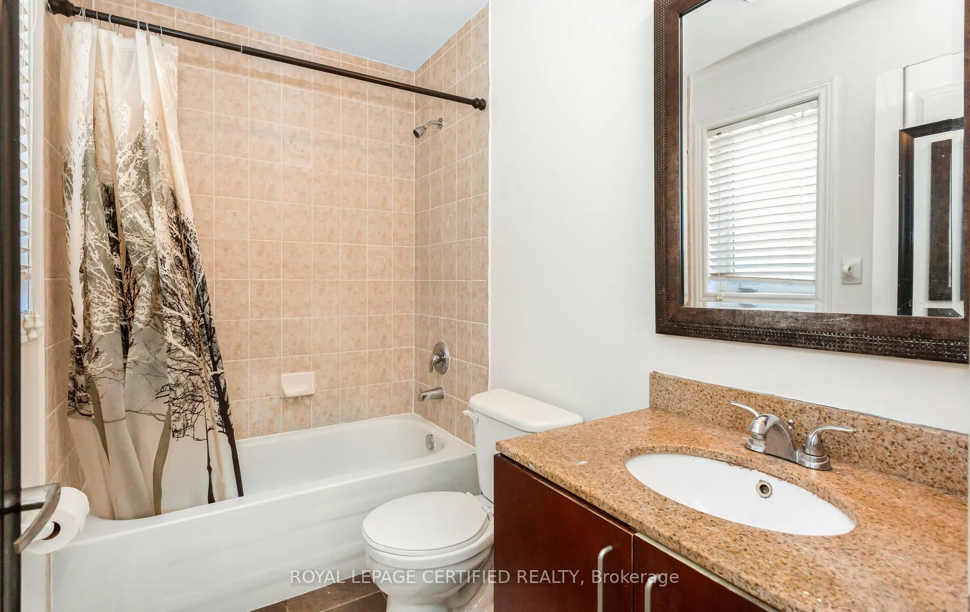 3327 Erin Centre Boulevard