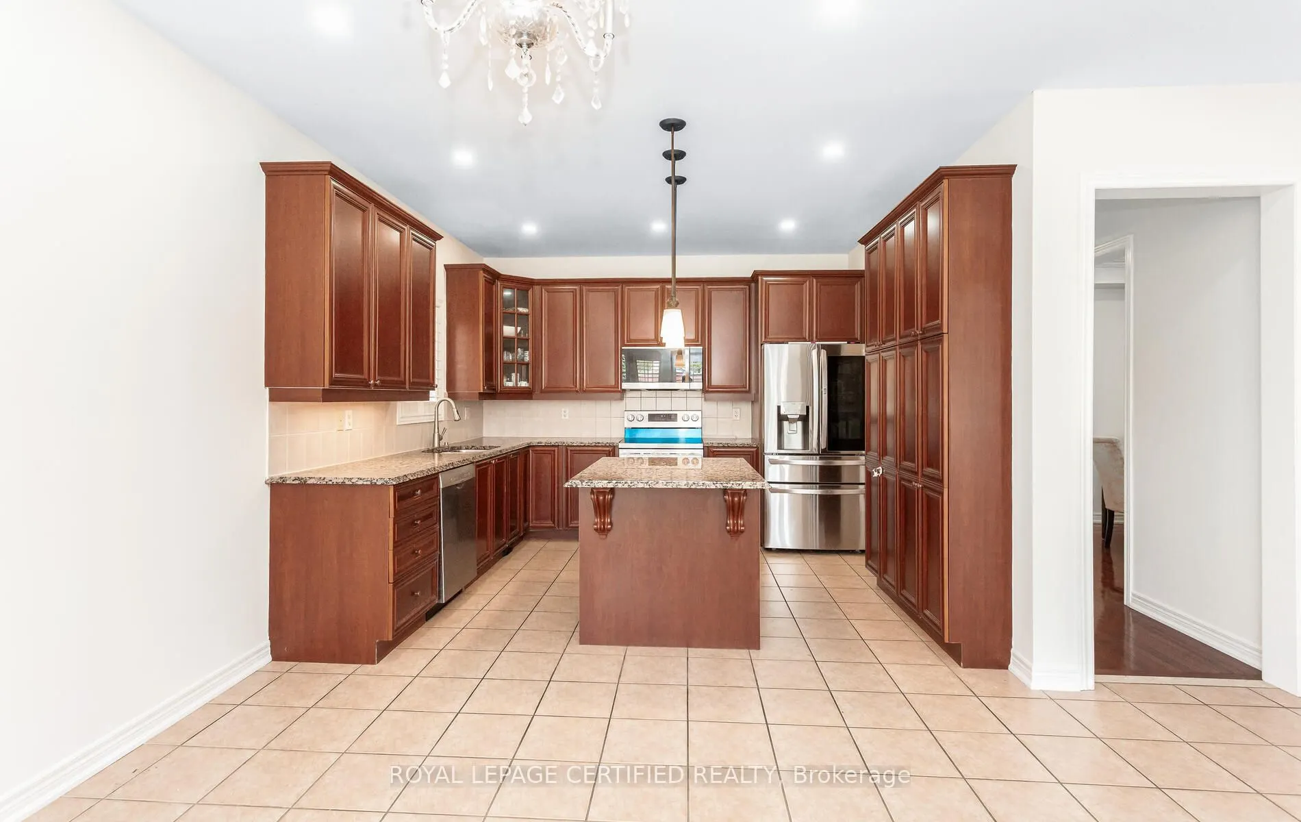 3327 Erin Centre Boulevard