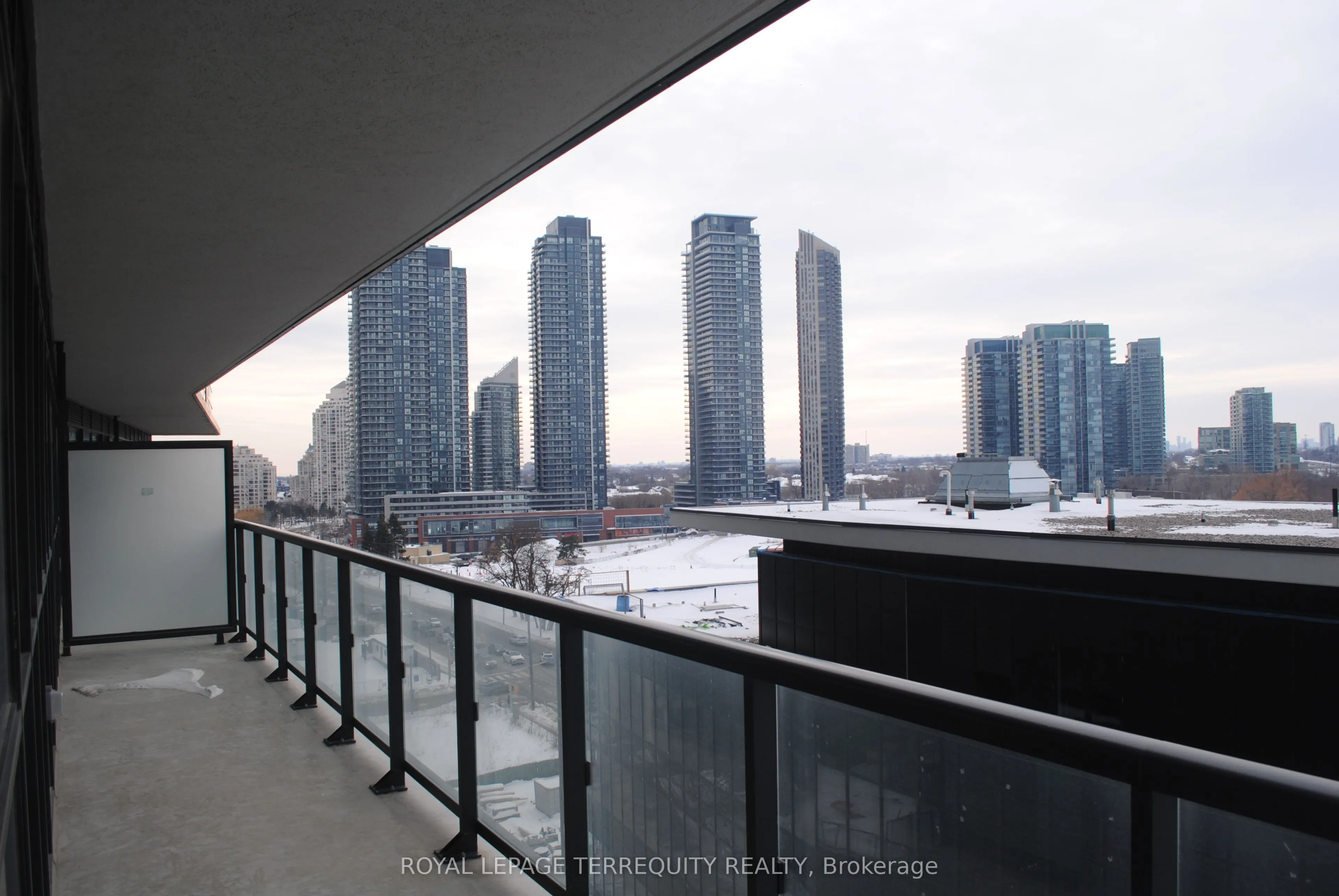 38 Annie Craig Drive, #1011