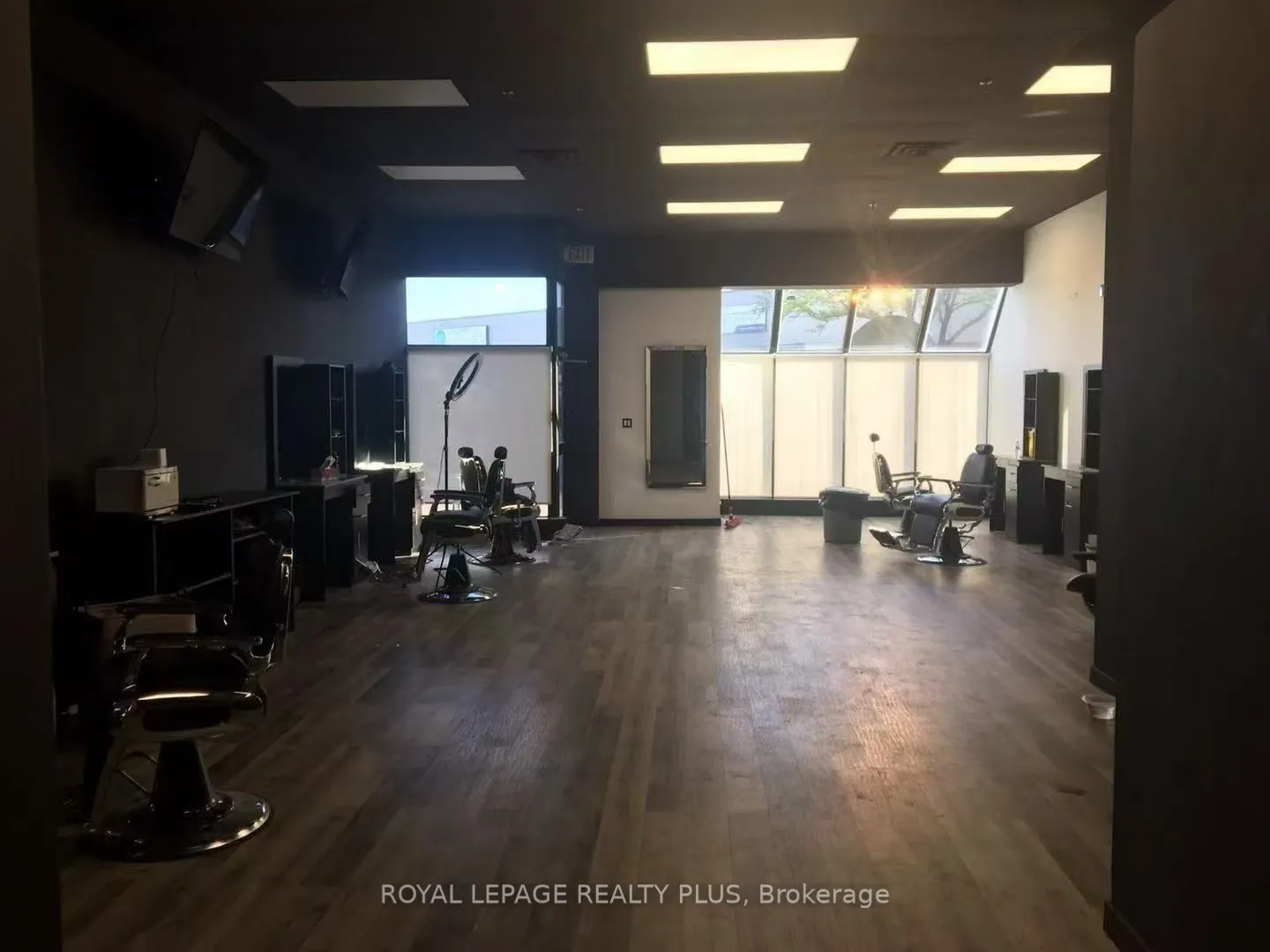 3075 Ridgeway Drive, #21