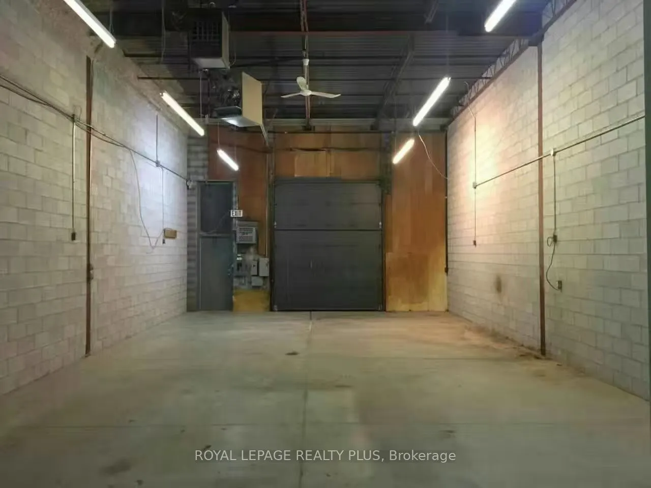 3075 Ridgeway Drive, #21