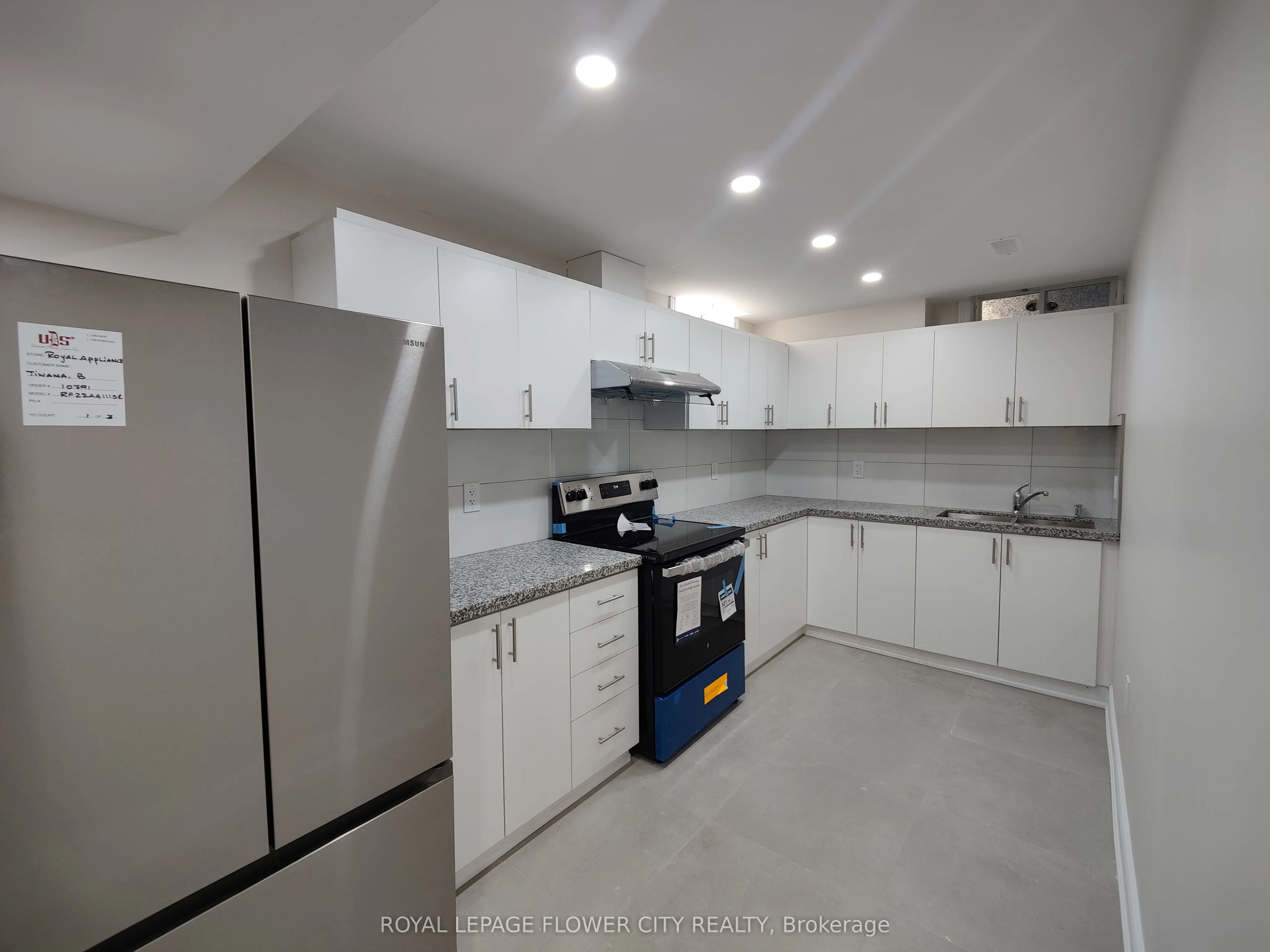 360 Valleyway Drive