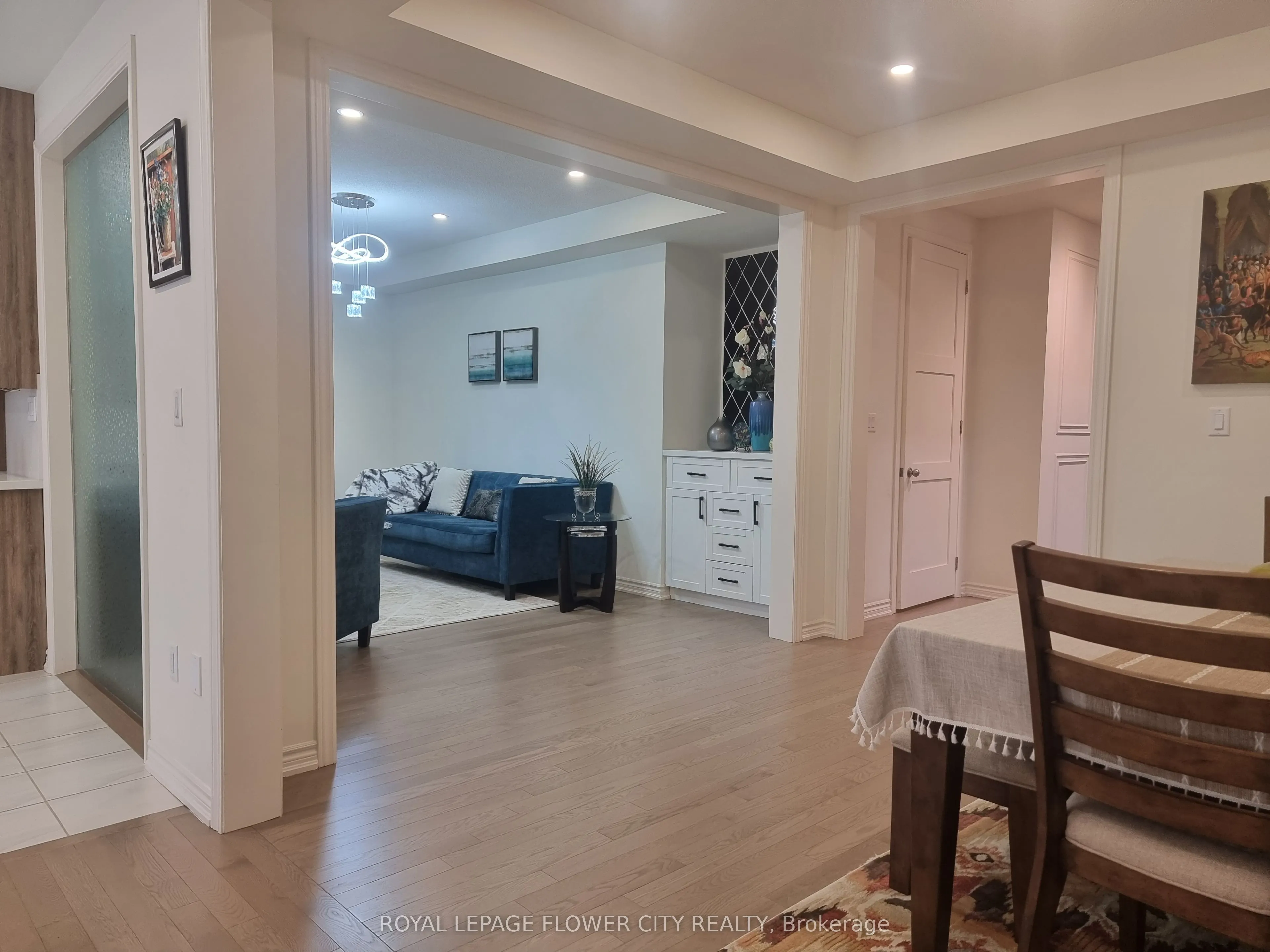 360 Valleyway Drive