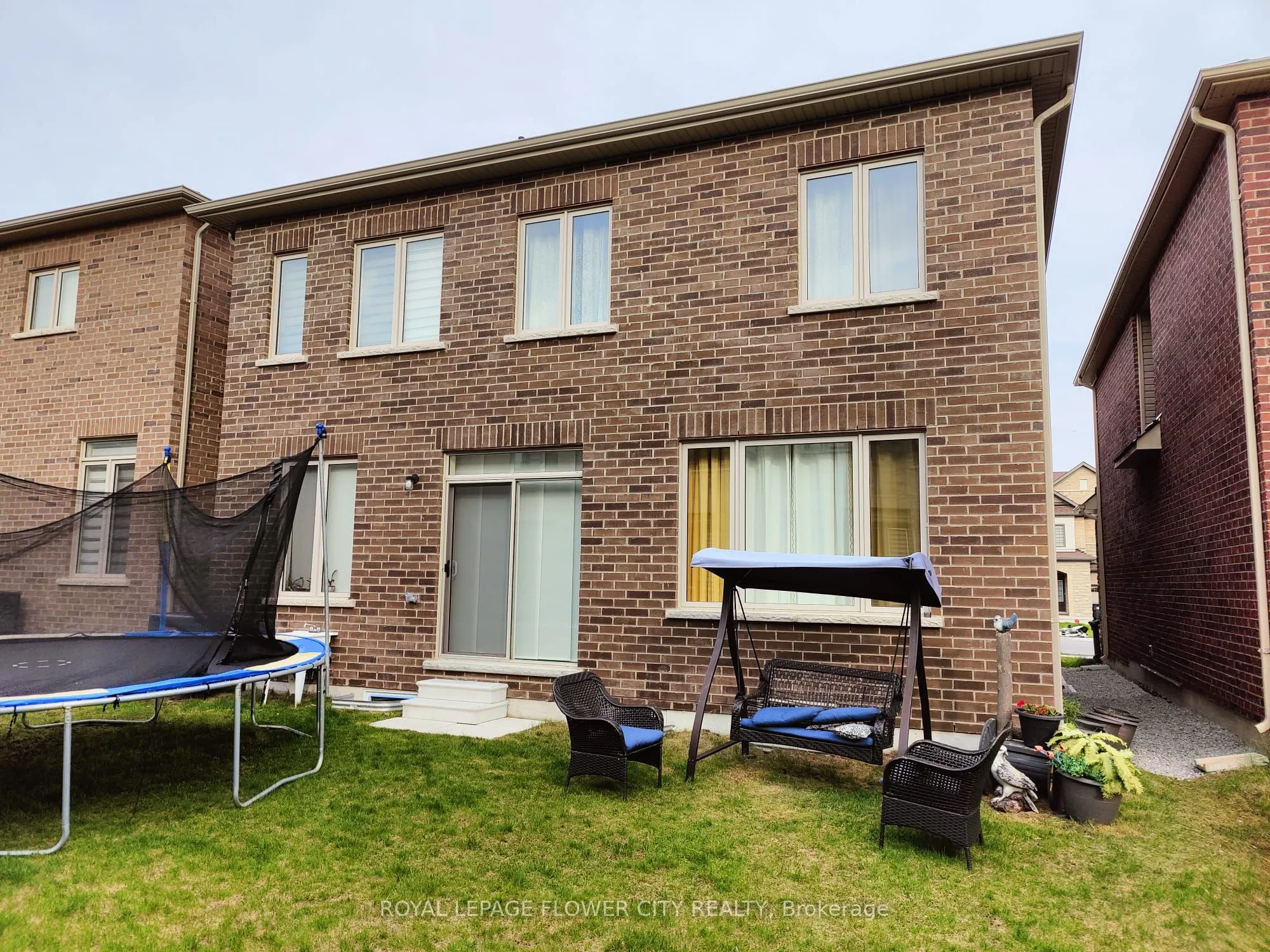 360 Valleyway Drive