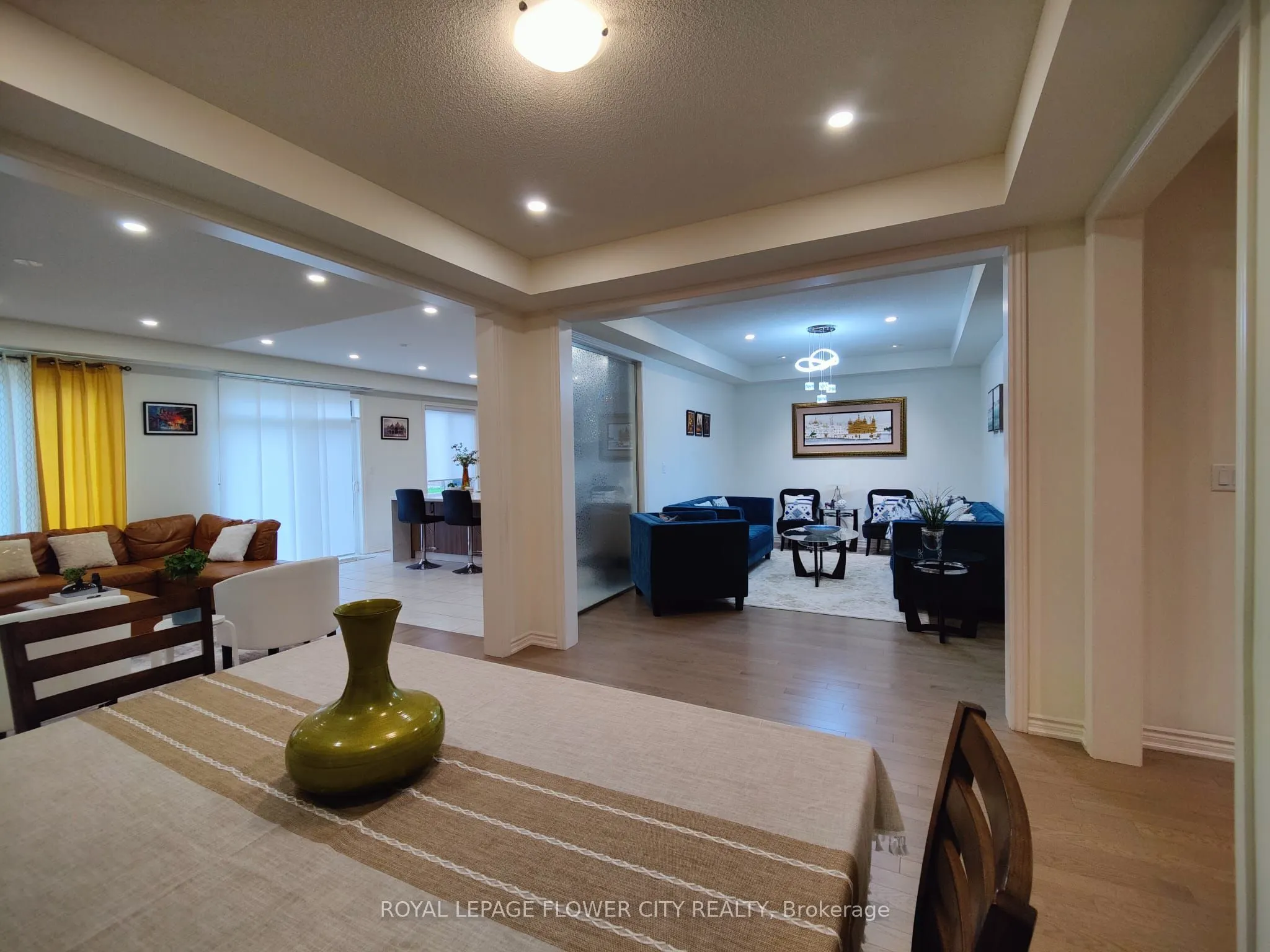 360 Valleyway Drive