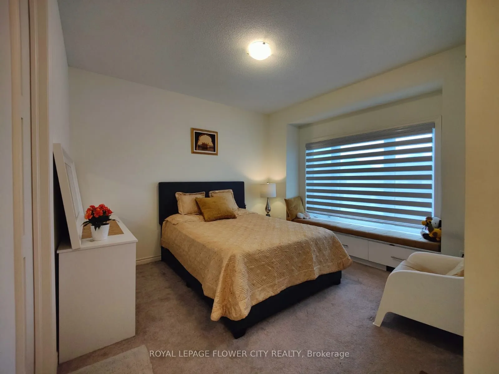 360 Valleyway Drive