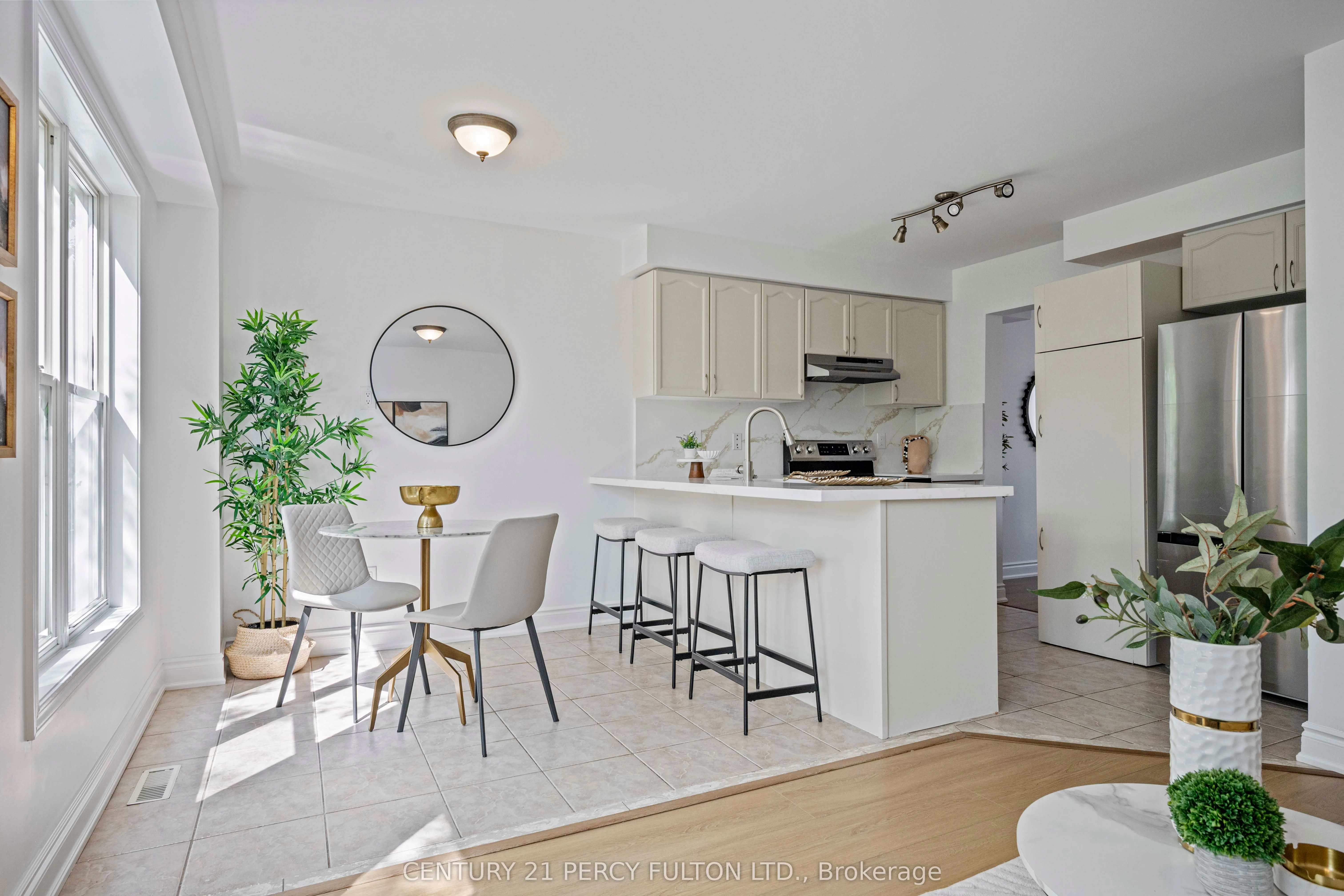 5980 Whitehorn Avenue, #90