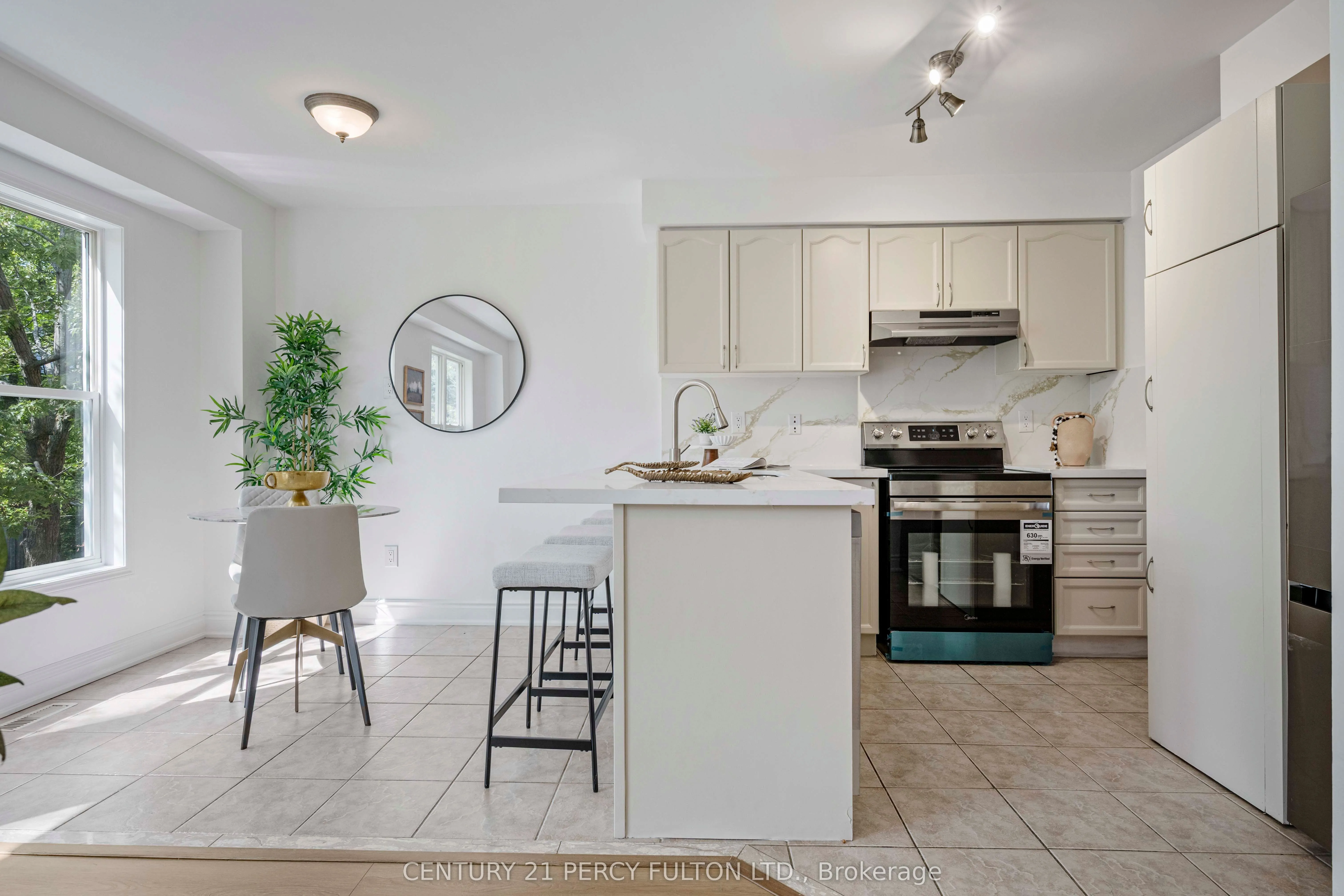5980 Whitehorn Avenue, #90