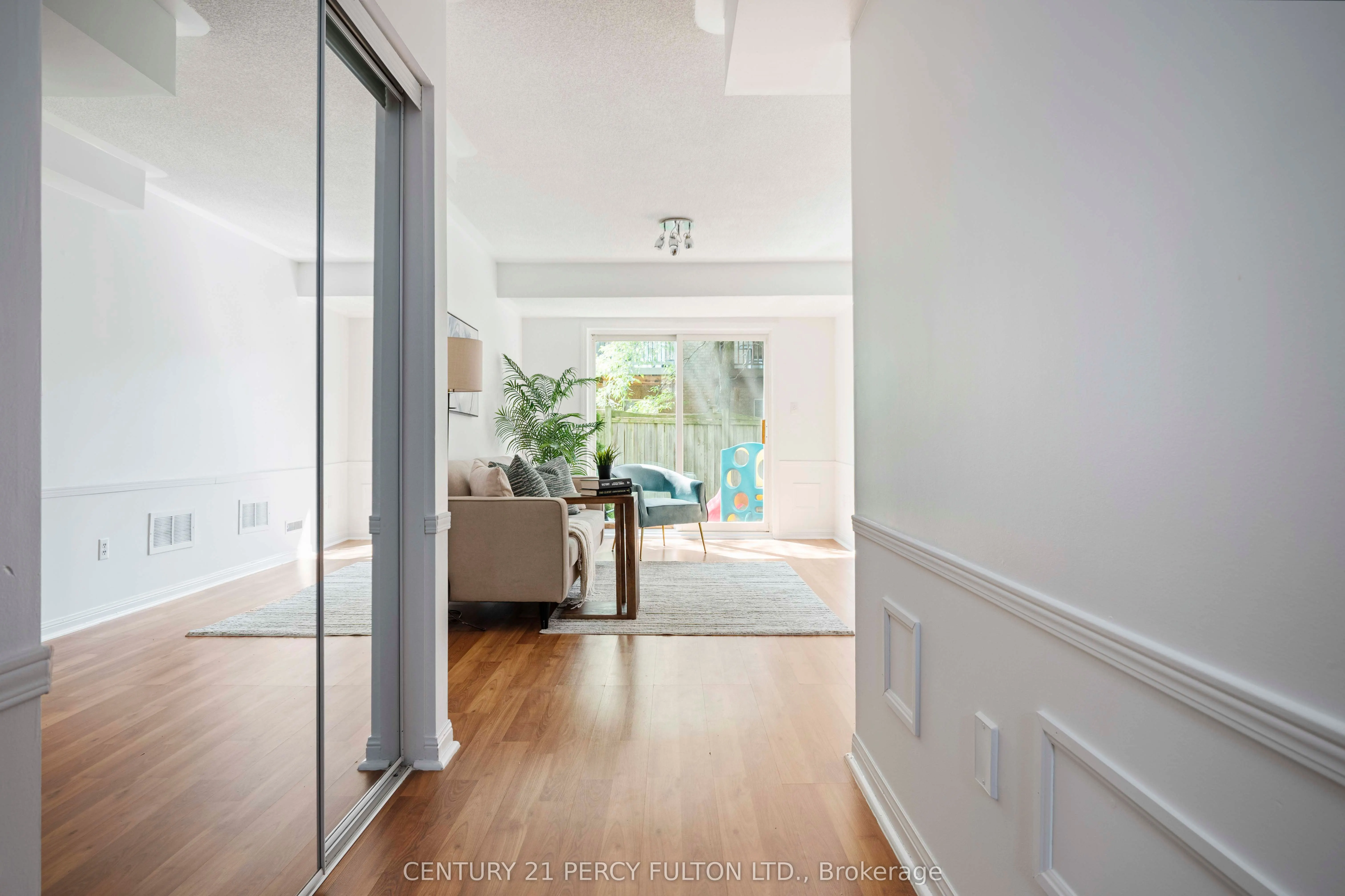 5980 Whitehorn Avenue, #90