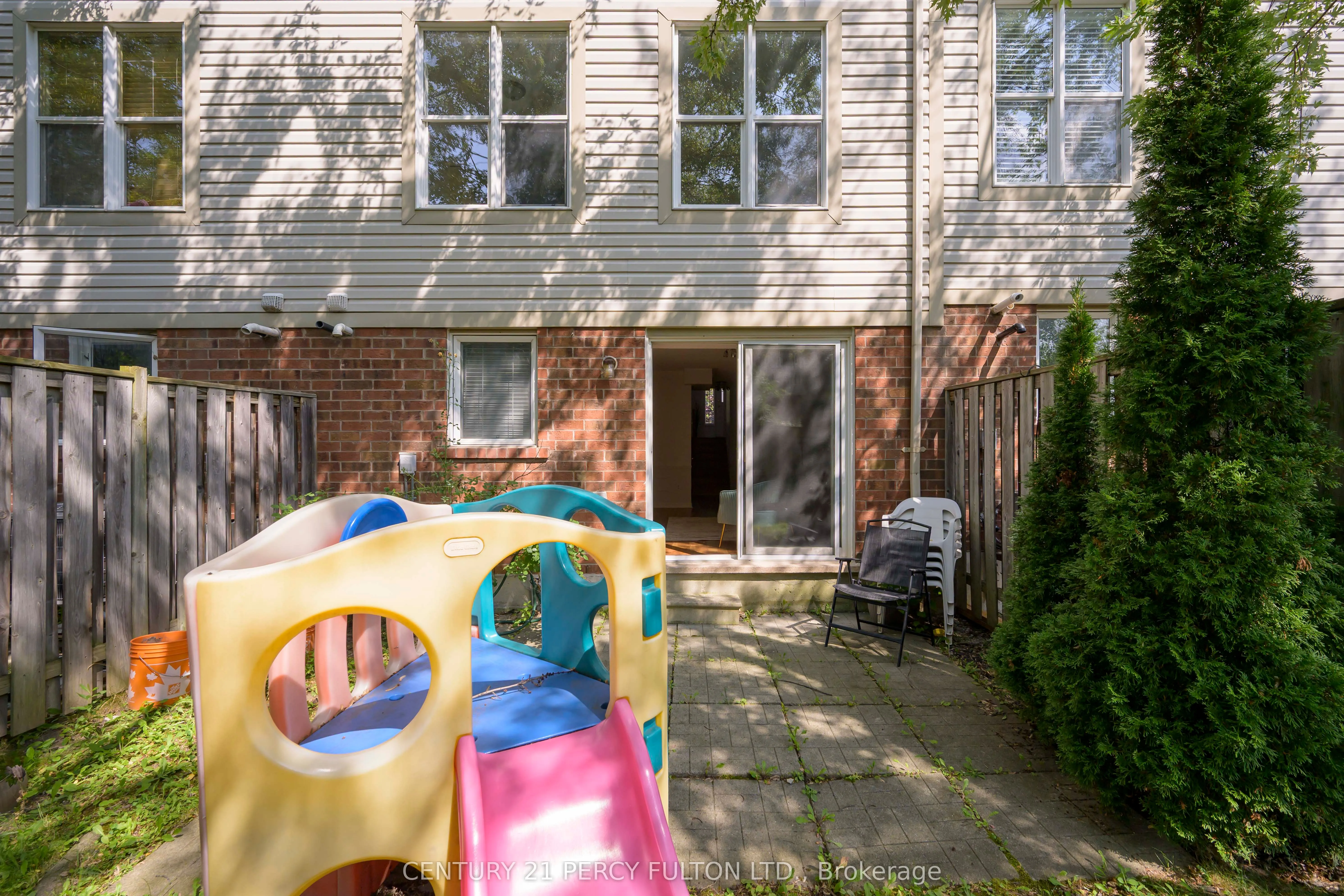 5980 Whitehorn Avenue, #90