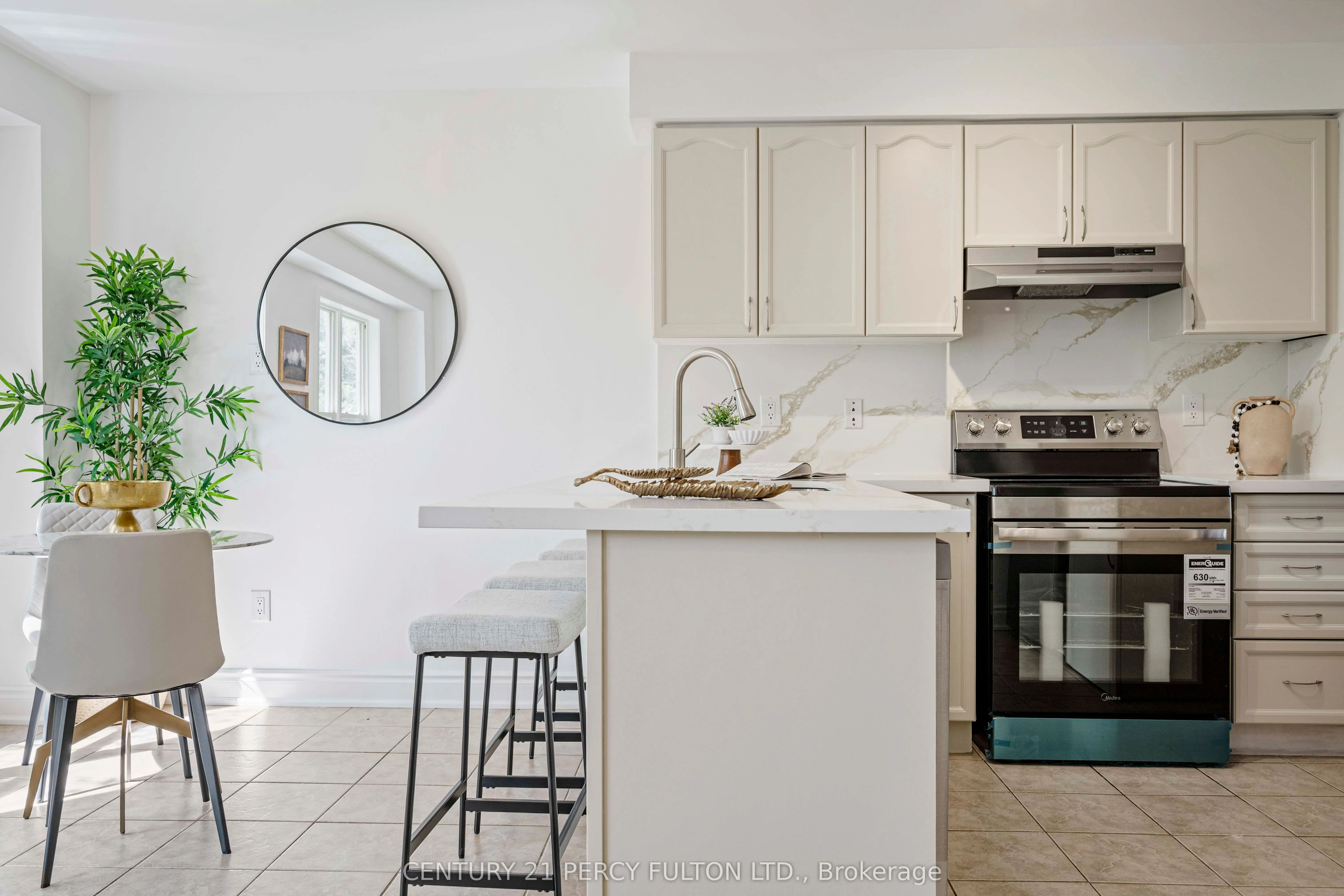 5980 Whitehorn Avenue, #90