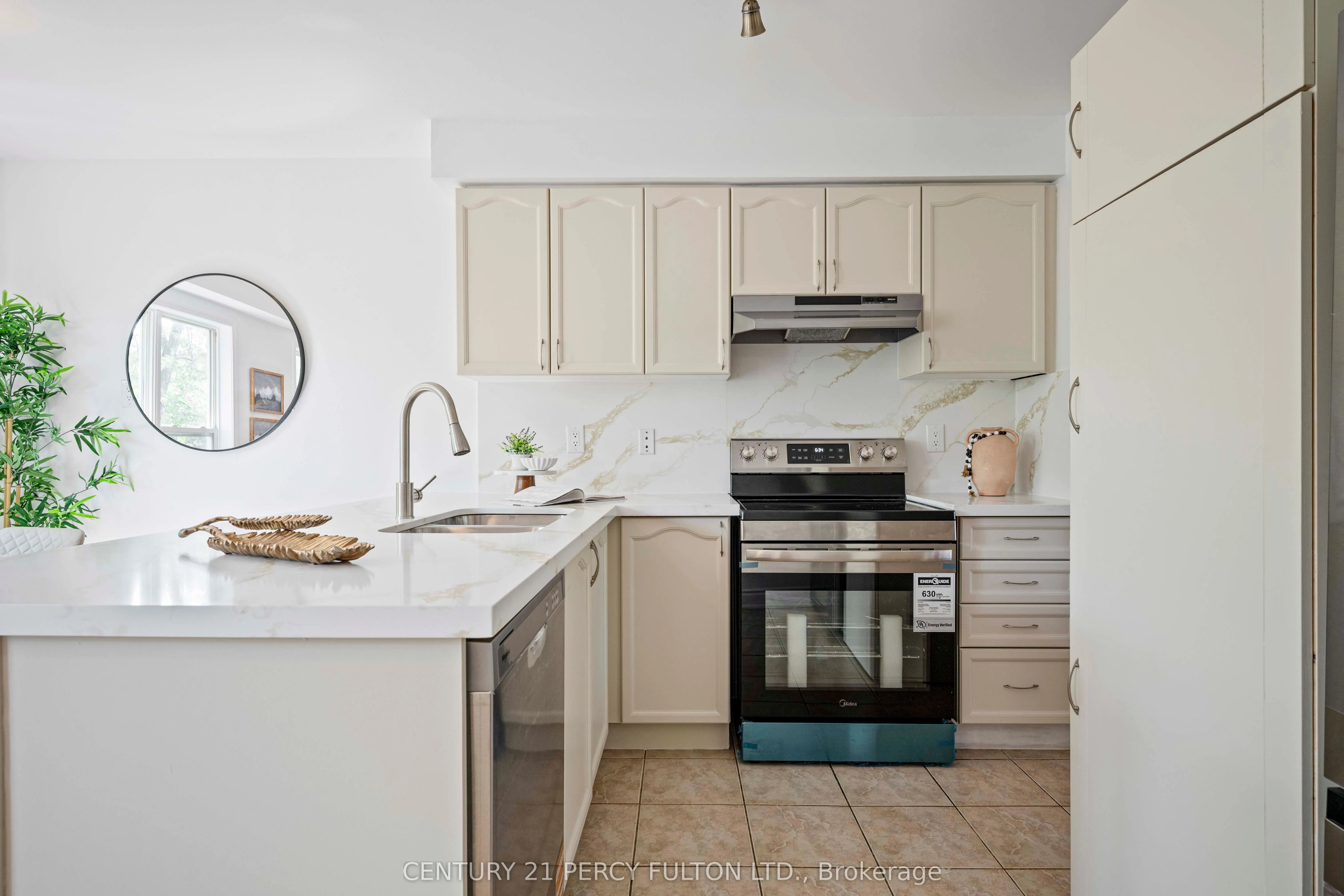 5980 Whitehorn Avenue, #90