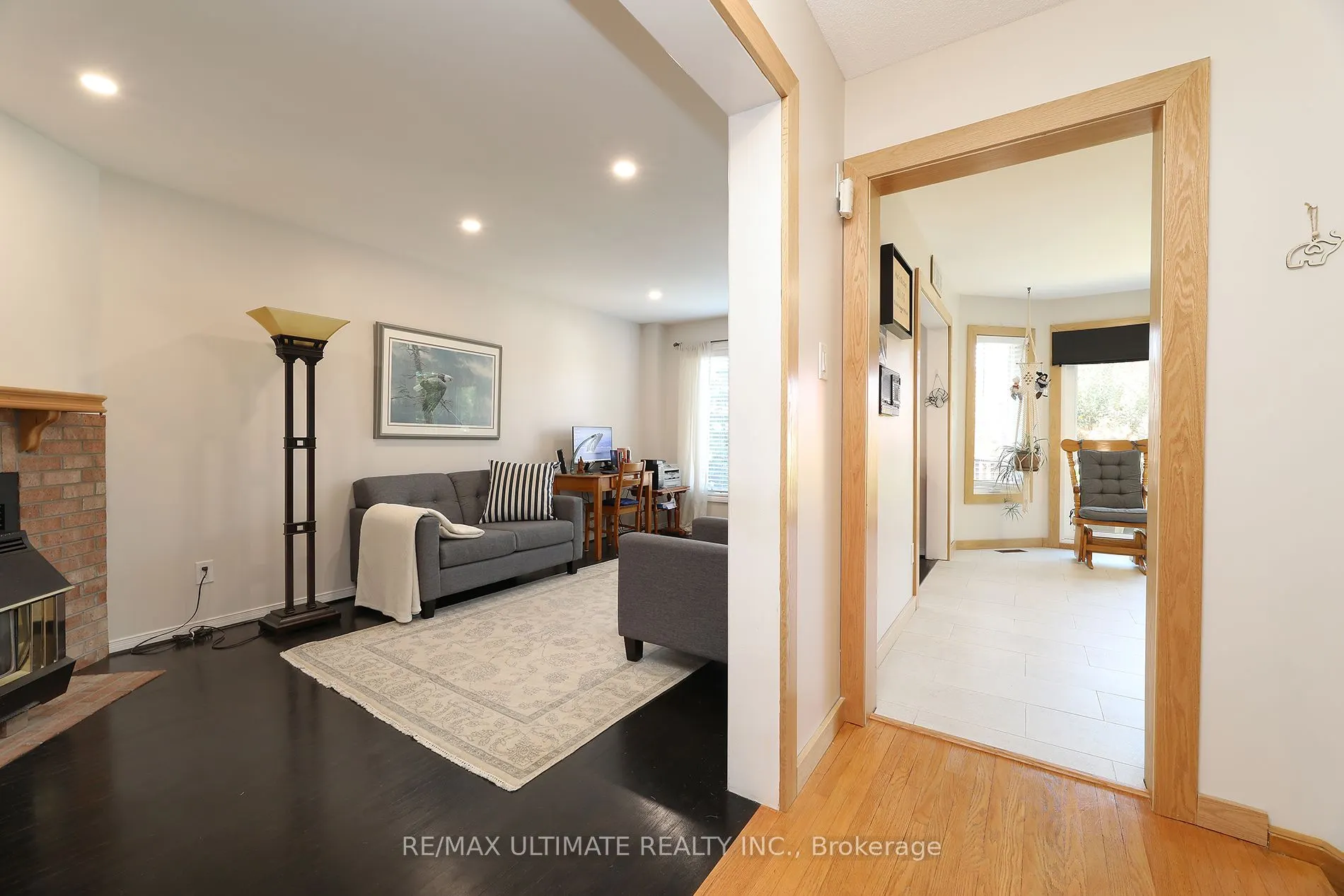 1169 Ewing Crescent