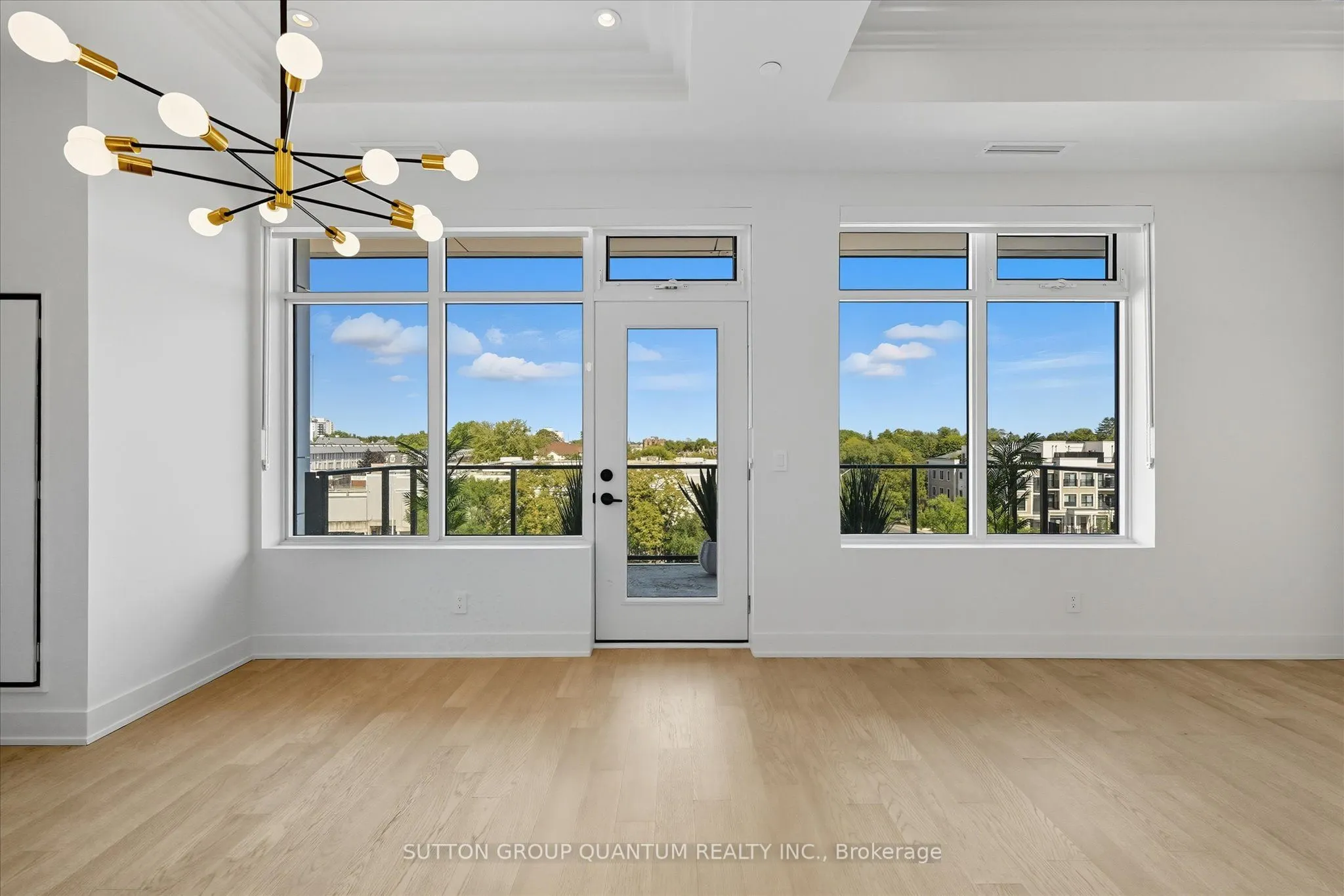 123 Maurice Drive, #409