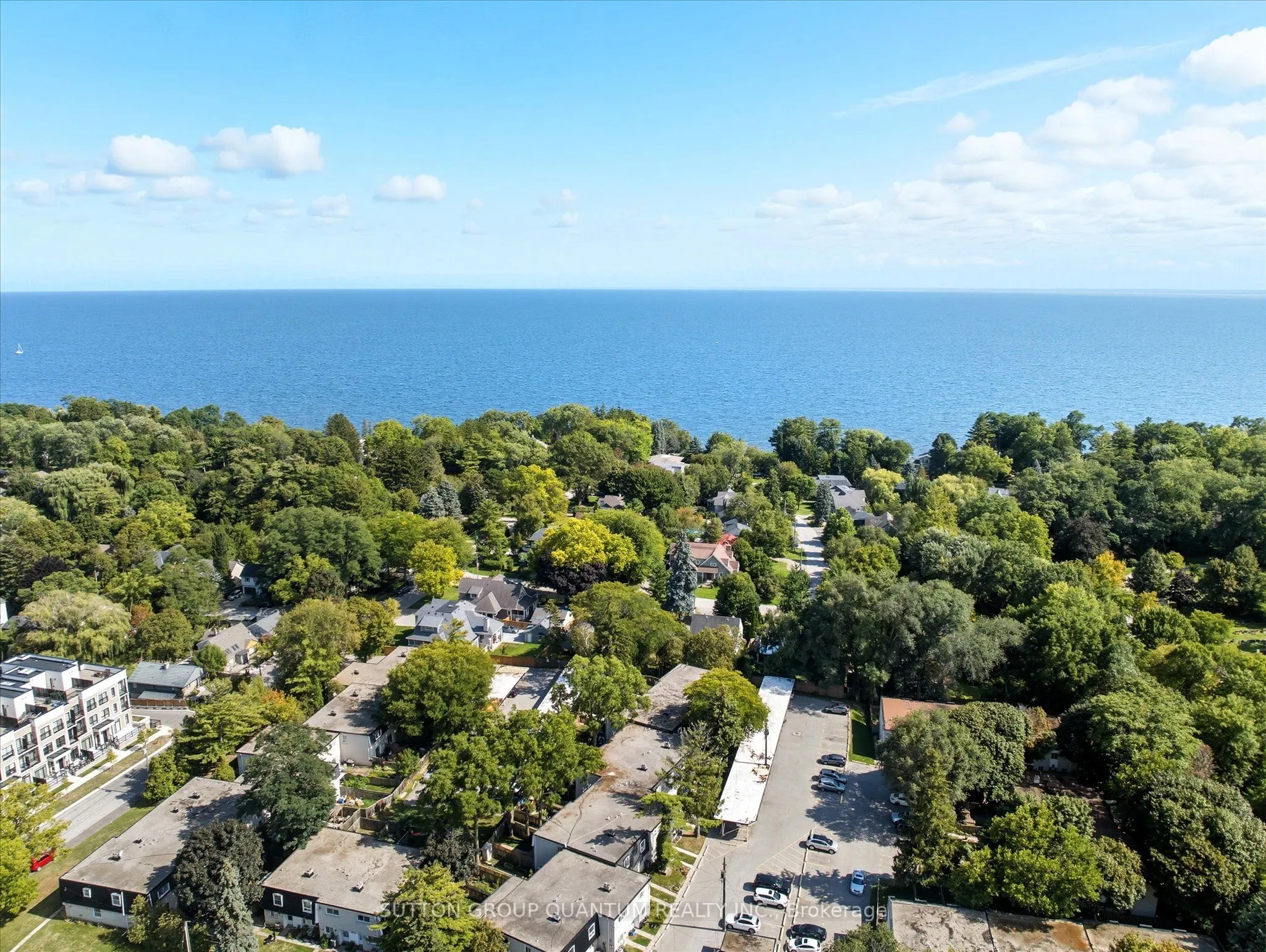 123 Maurice Drive, #409
