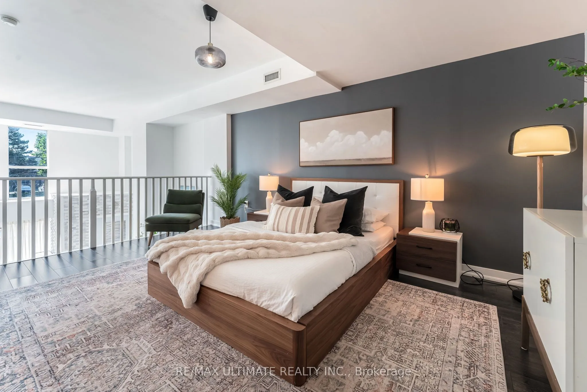 5001 Corporate Drive, #104