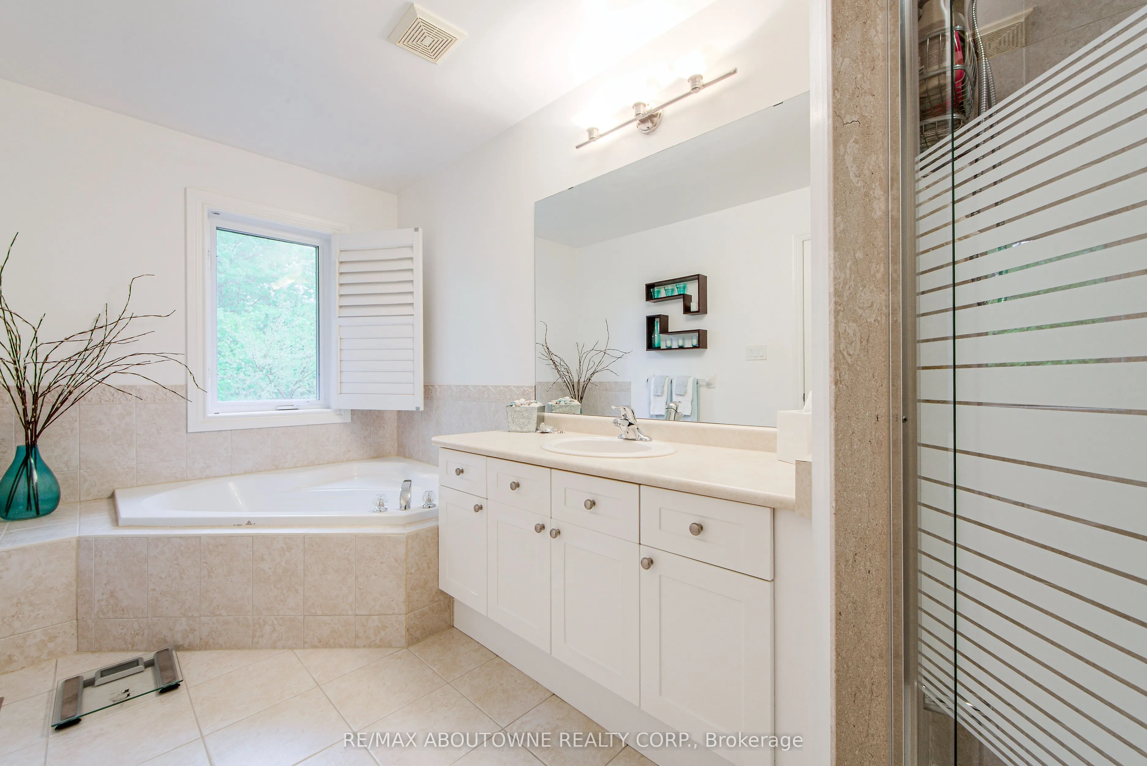 300 Ravineview Way, #21