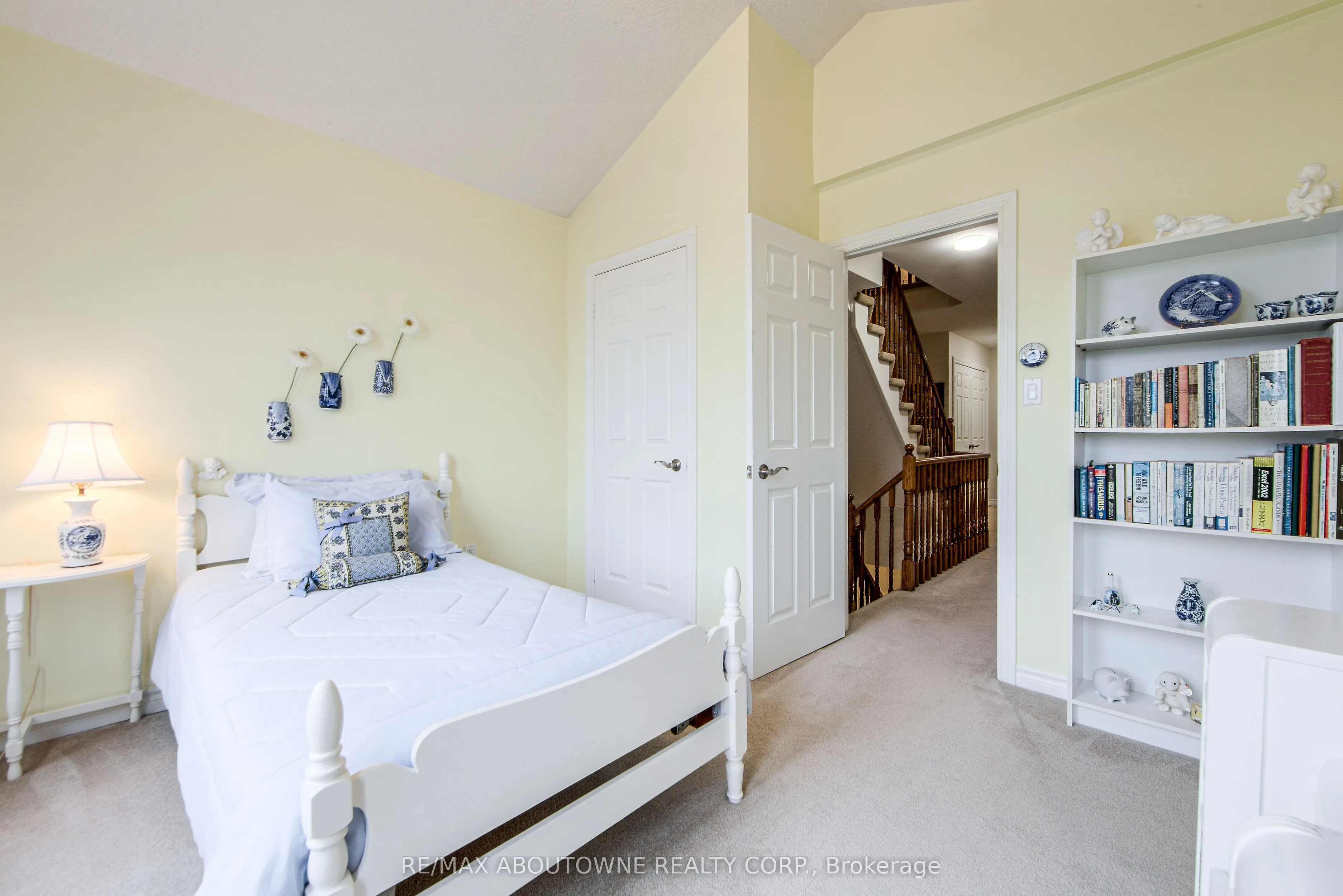 300 Ravineview Way, #21