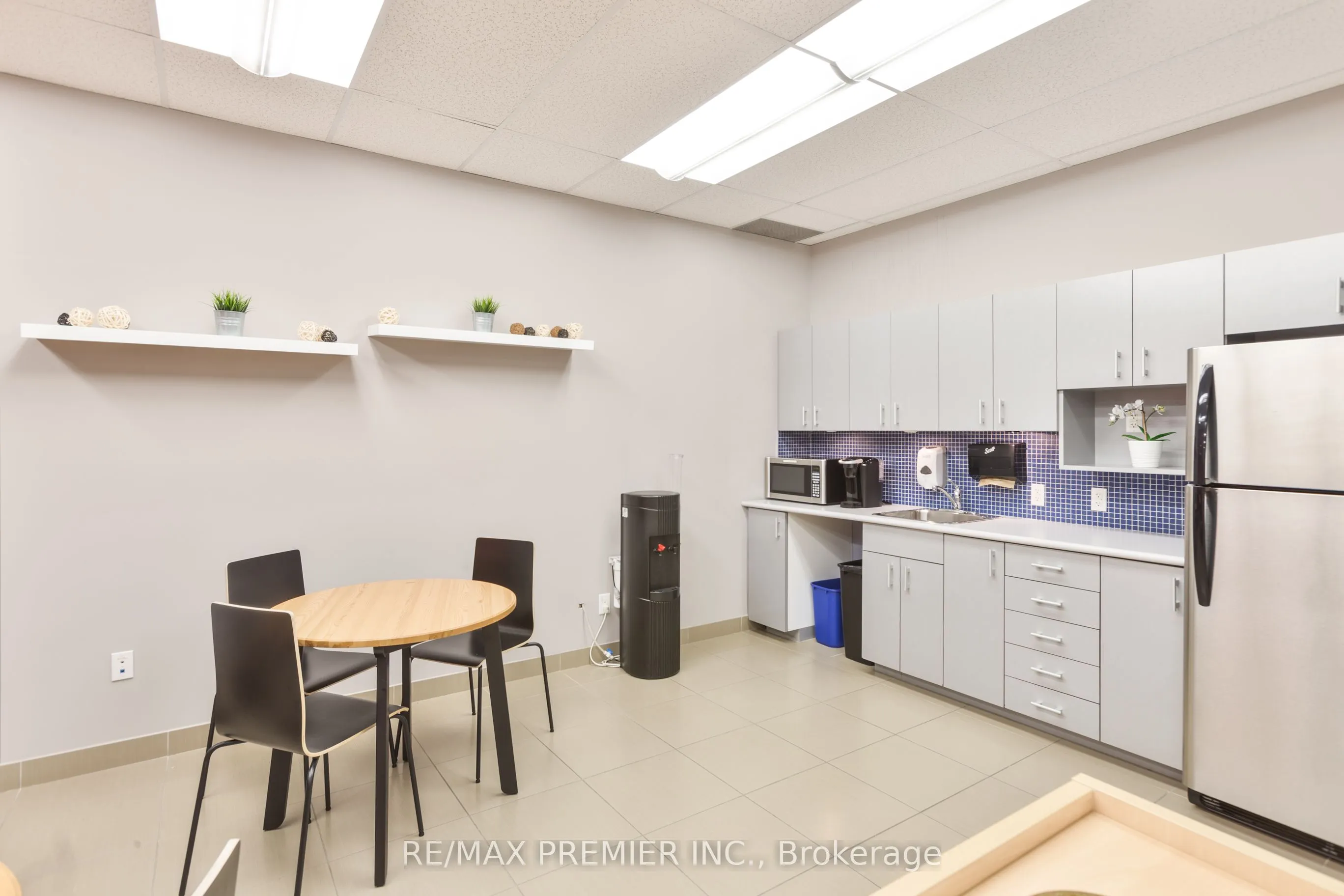 231 Oak Park Boulevard, #301-B