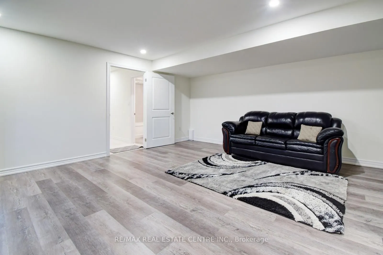 1369 Farmstead Drive