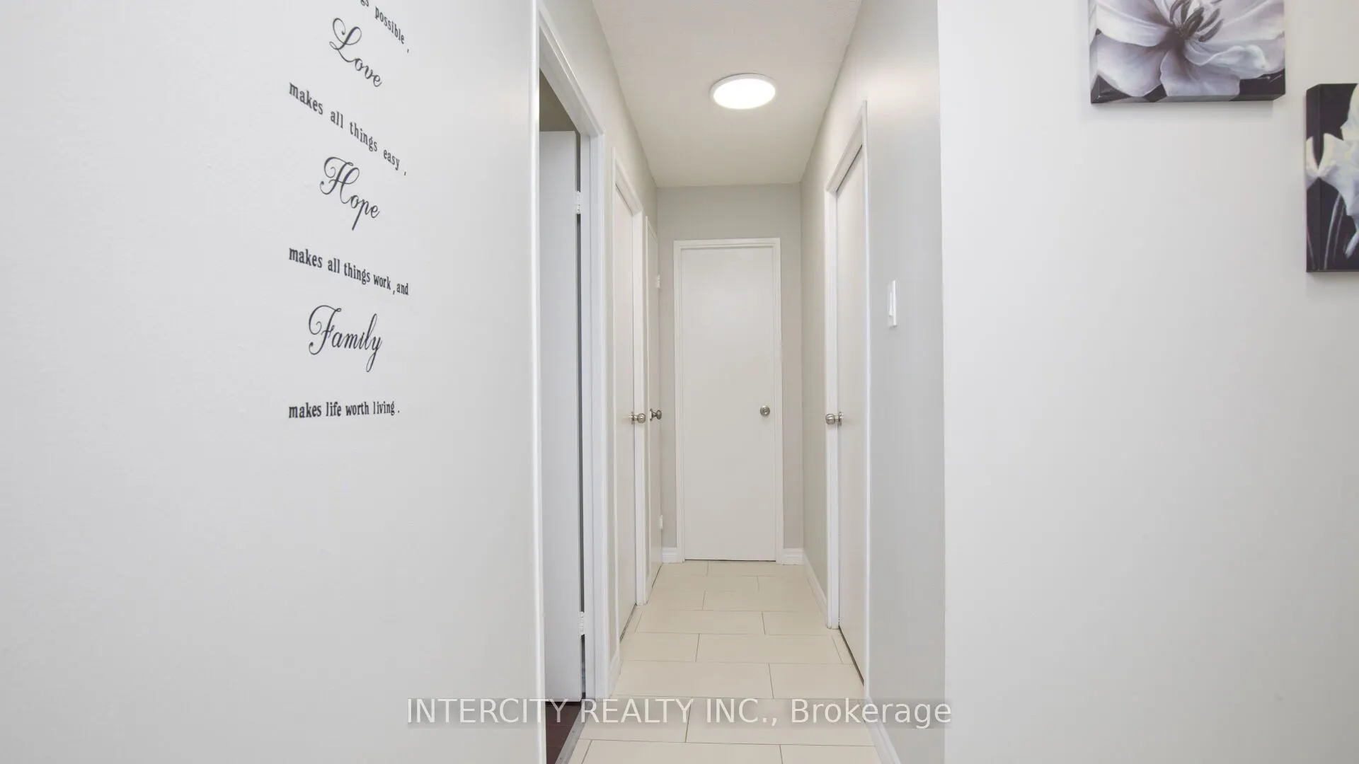 3555 Derry Road E, #907