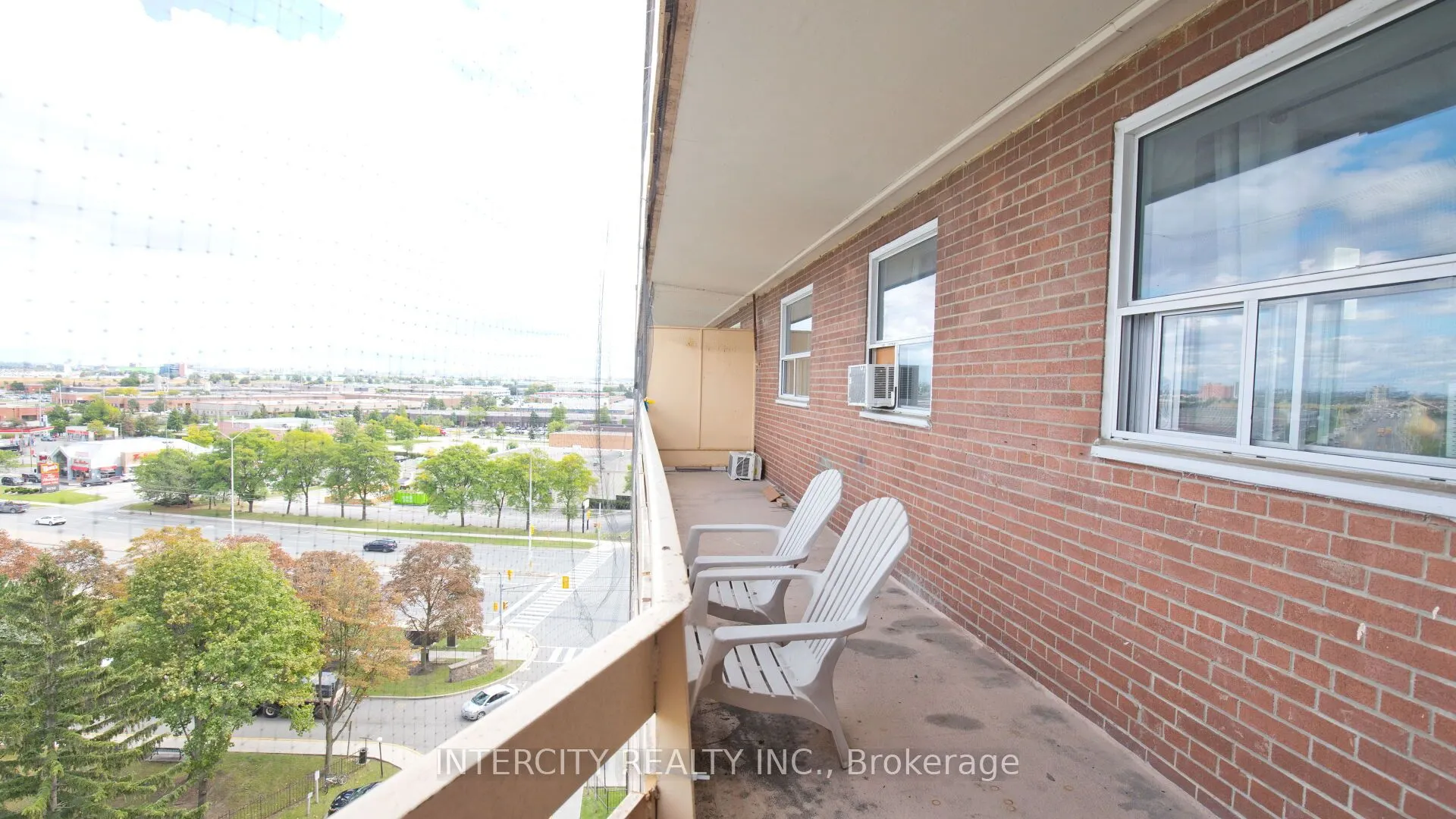 3555 Derry Road E, #907