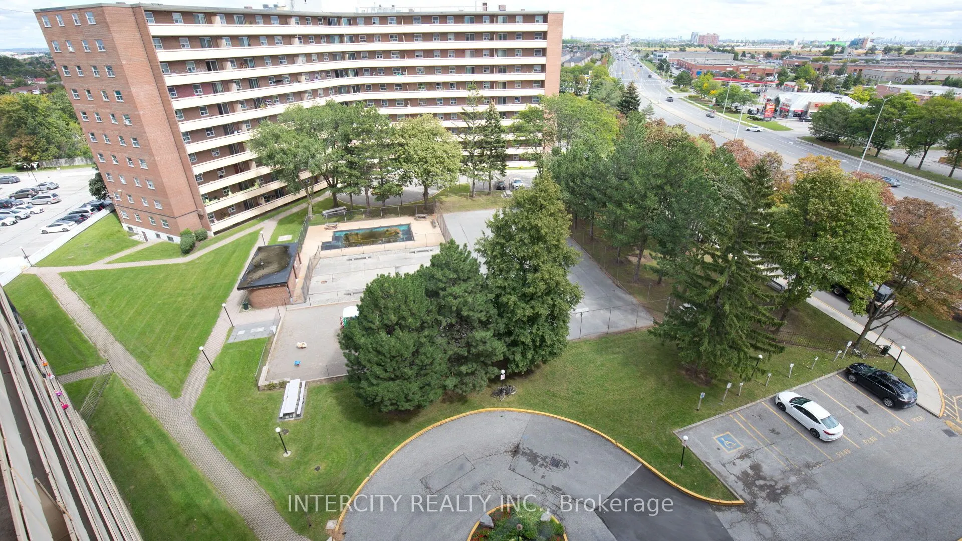3555 Derry Road E, #907