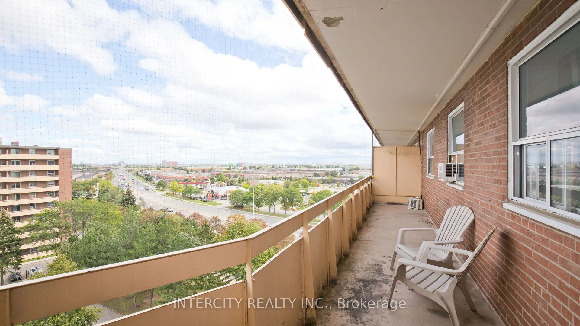 3555 Derry Road E, #907