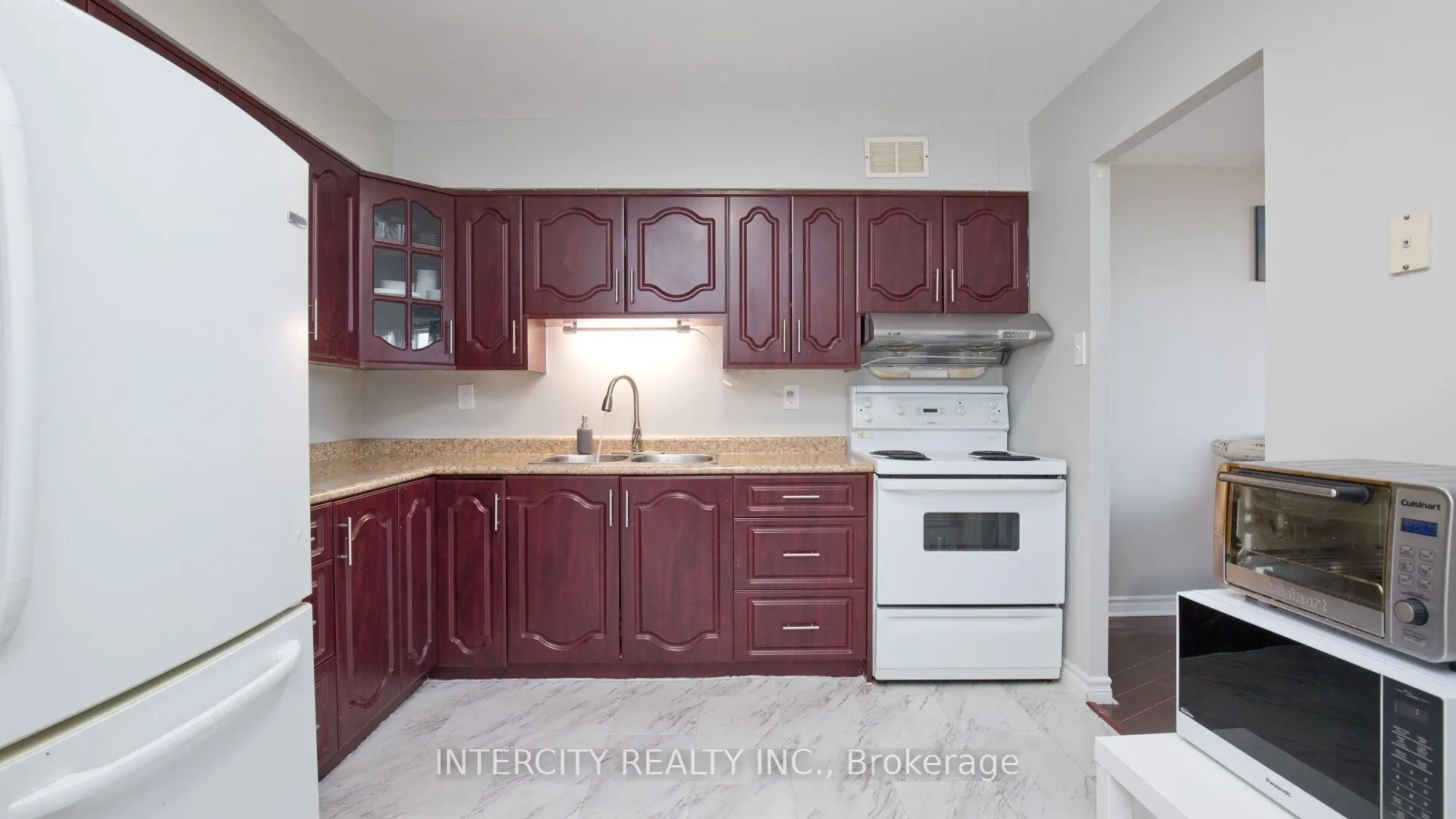 3555 Derry Road E, #907