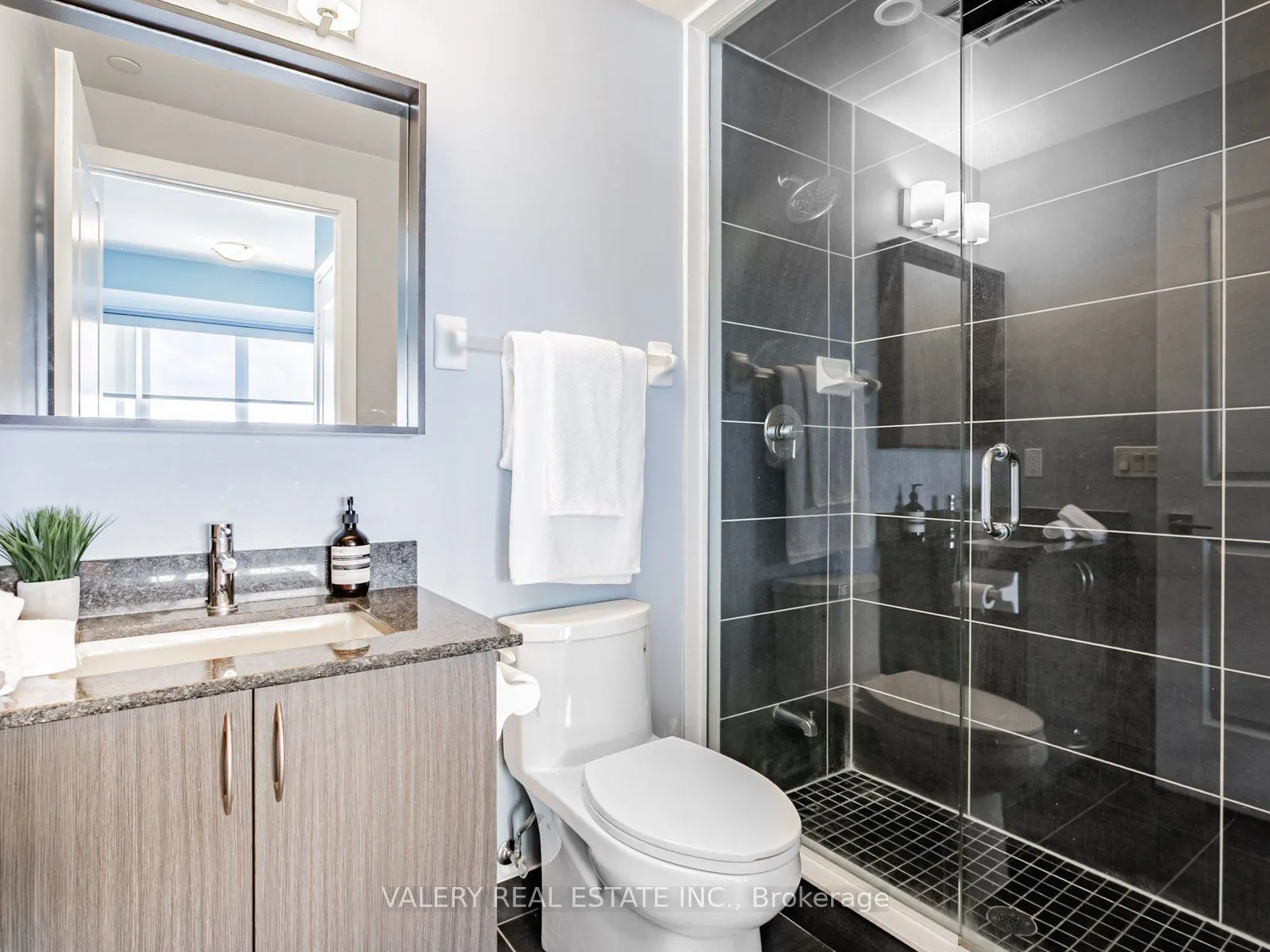 4655 Glen Erin Drive, #1002
