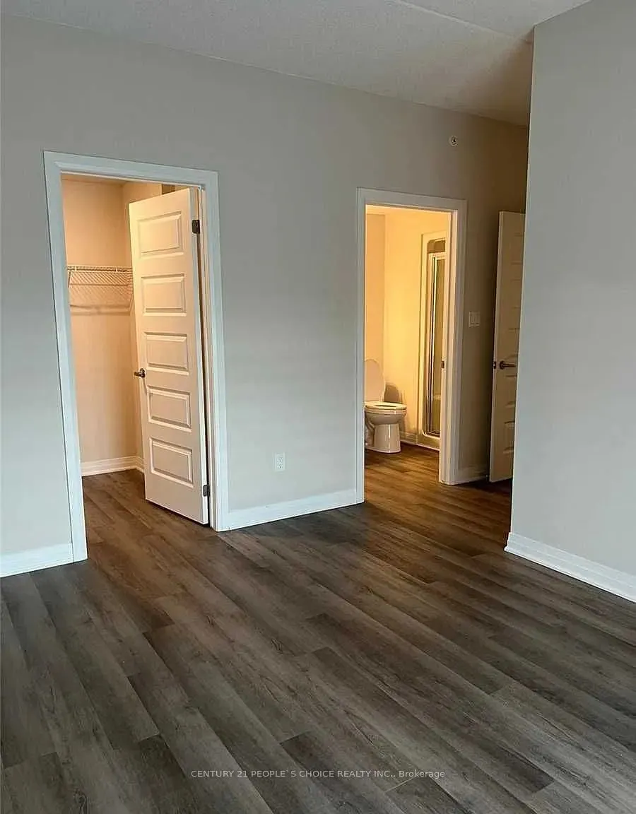 610 Farmstead Drive, #229