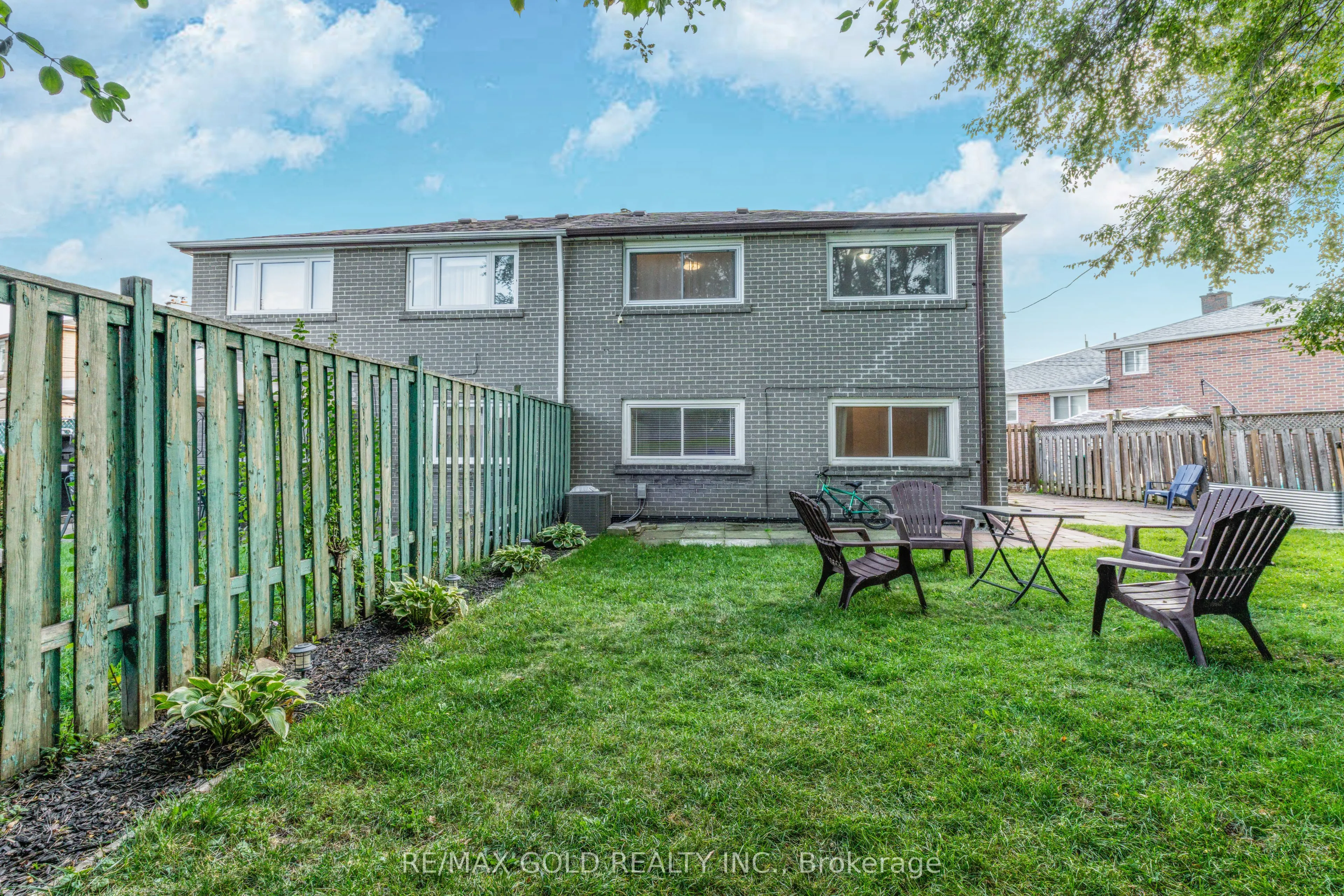 36 Garfield Crescent