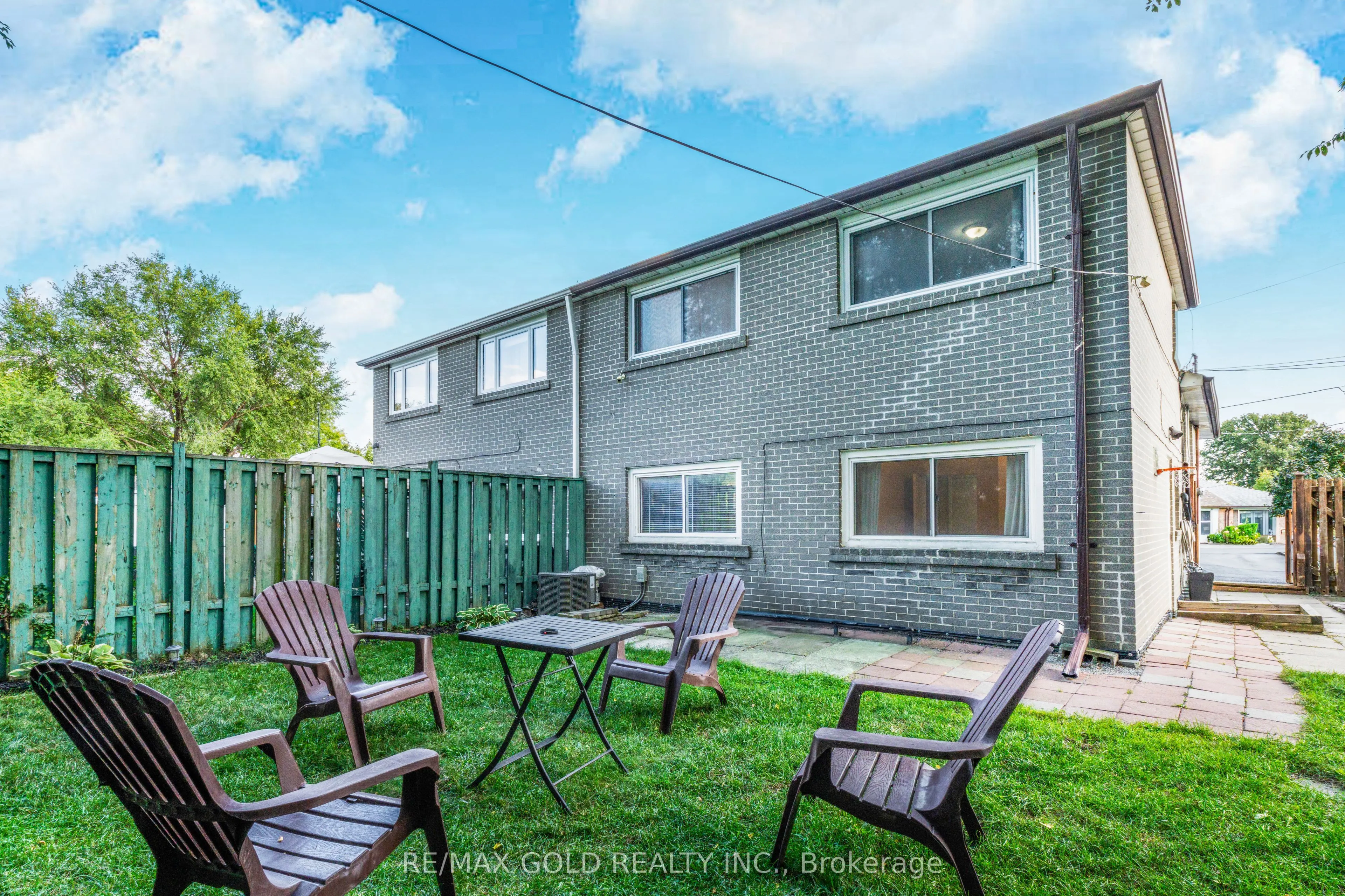 36 Garfield Crescent