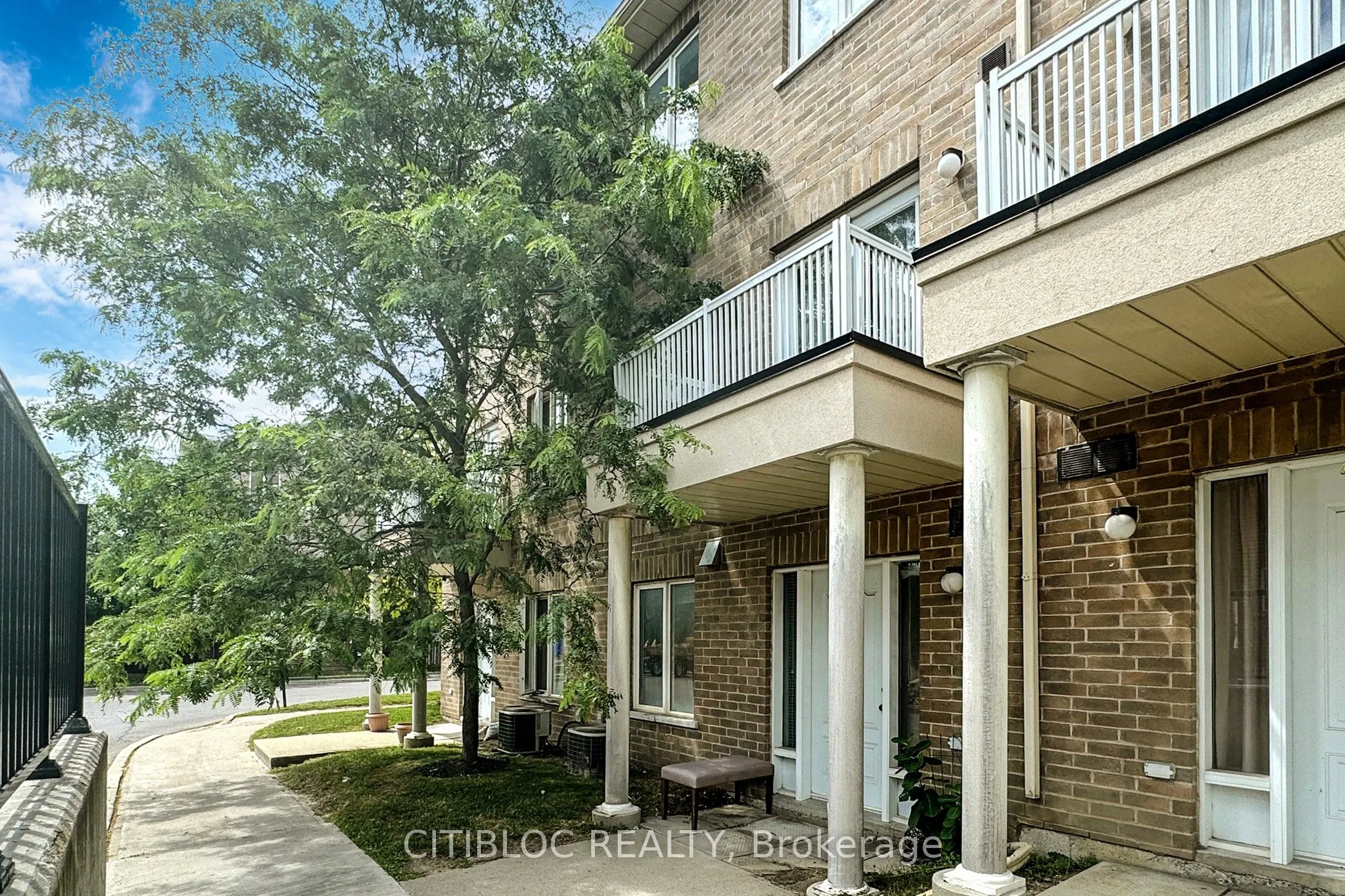 3029 Finch Avenue W, #13
