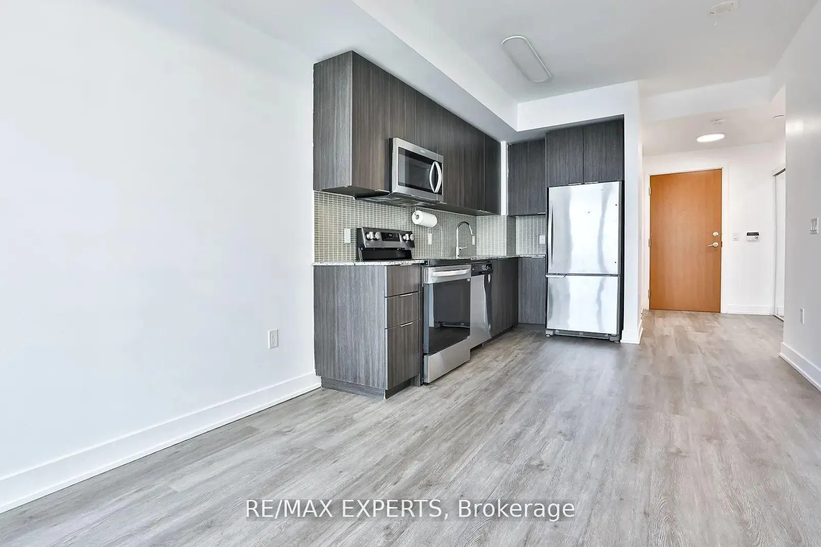 20 Shore Breeze Drive, #3703