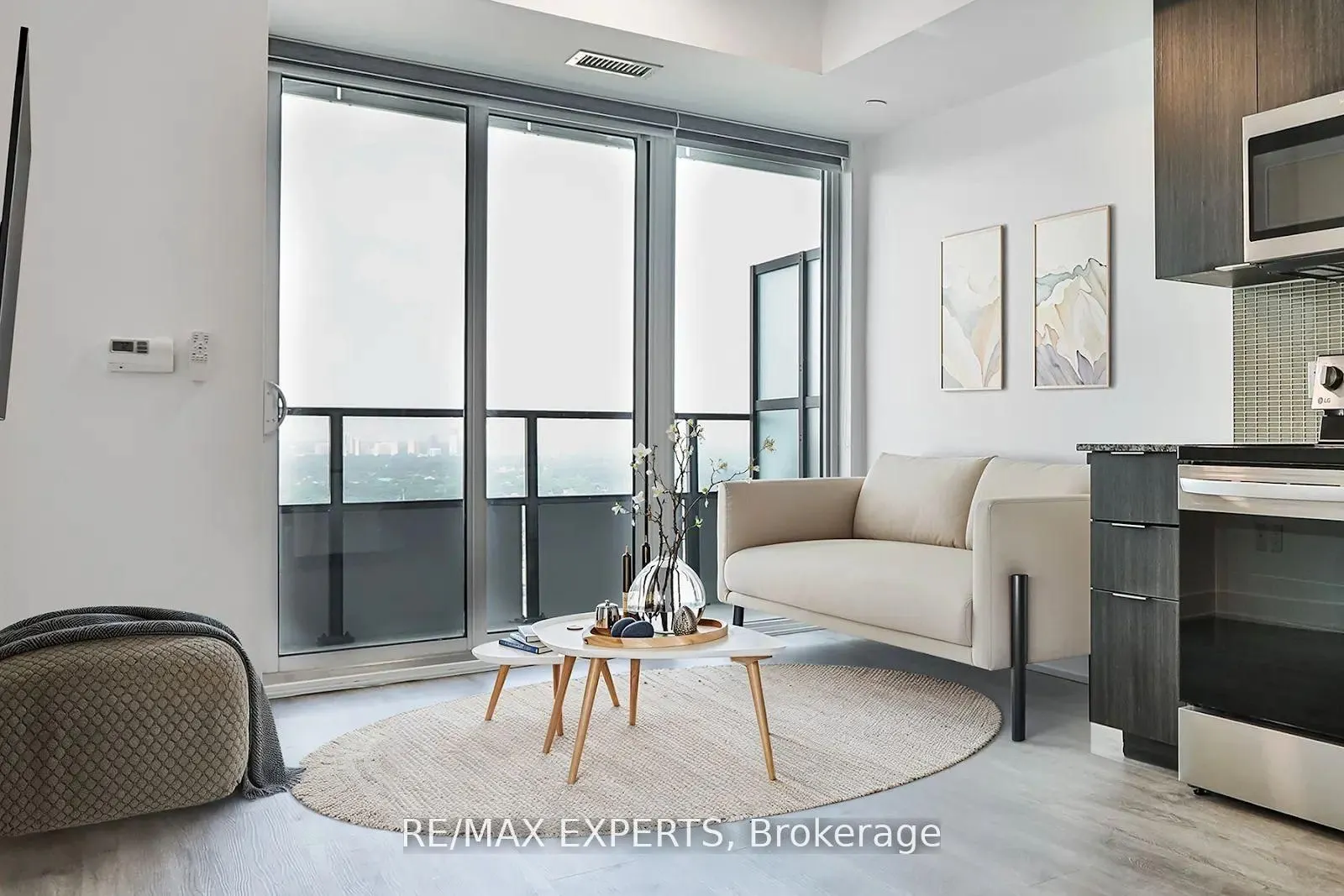 20 Shore Breeze Drive, #3703