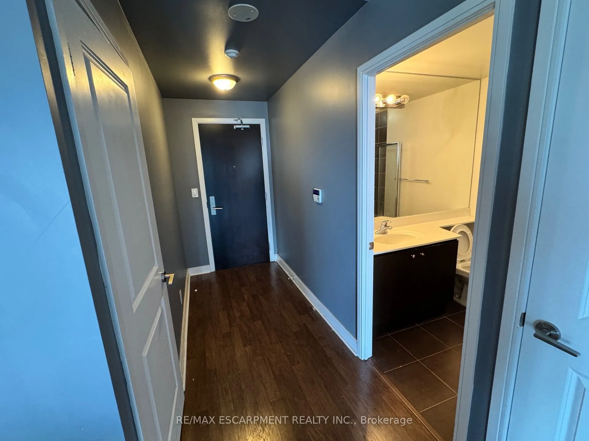 50 Absolute Avenue, #2201