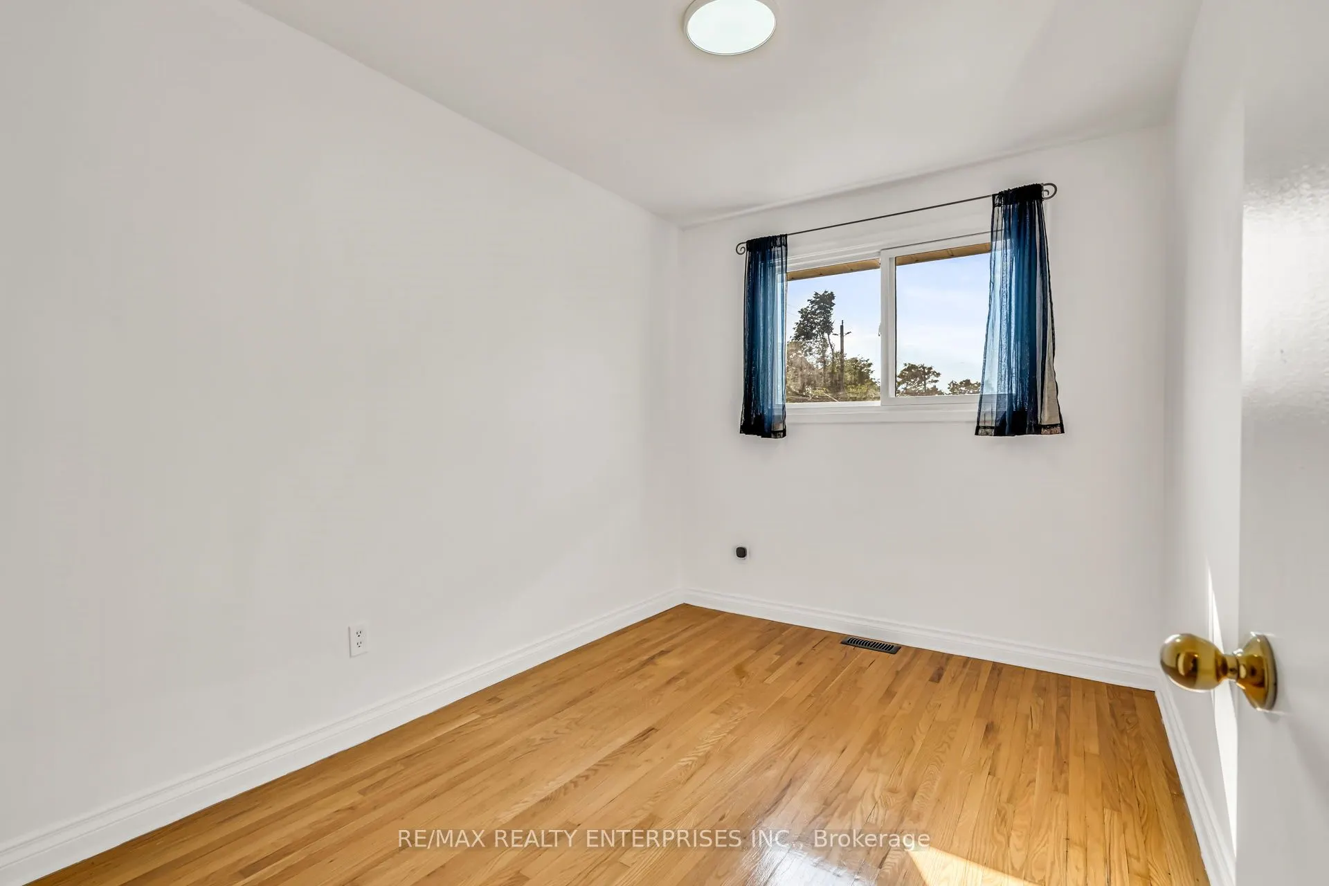 79 Watney Crescent