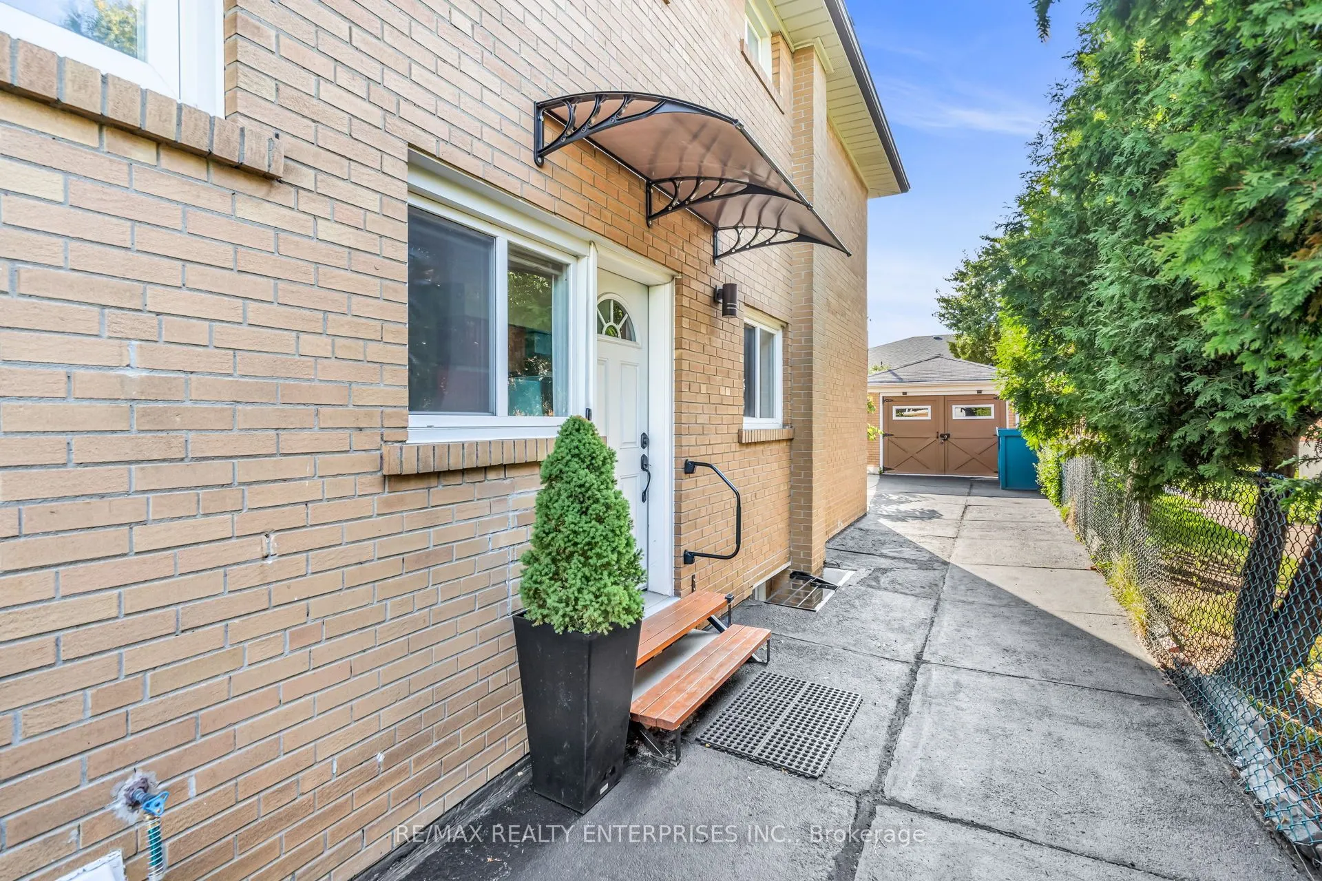 79 Watney Crescent