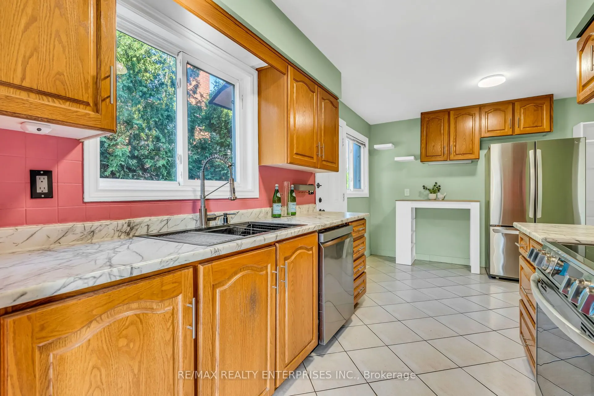 79 Watney Crescent