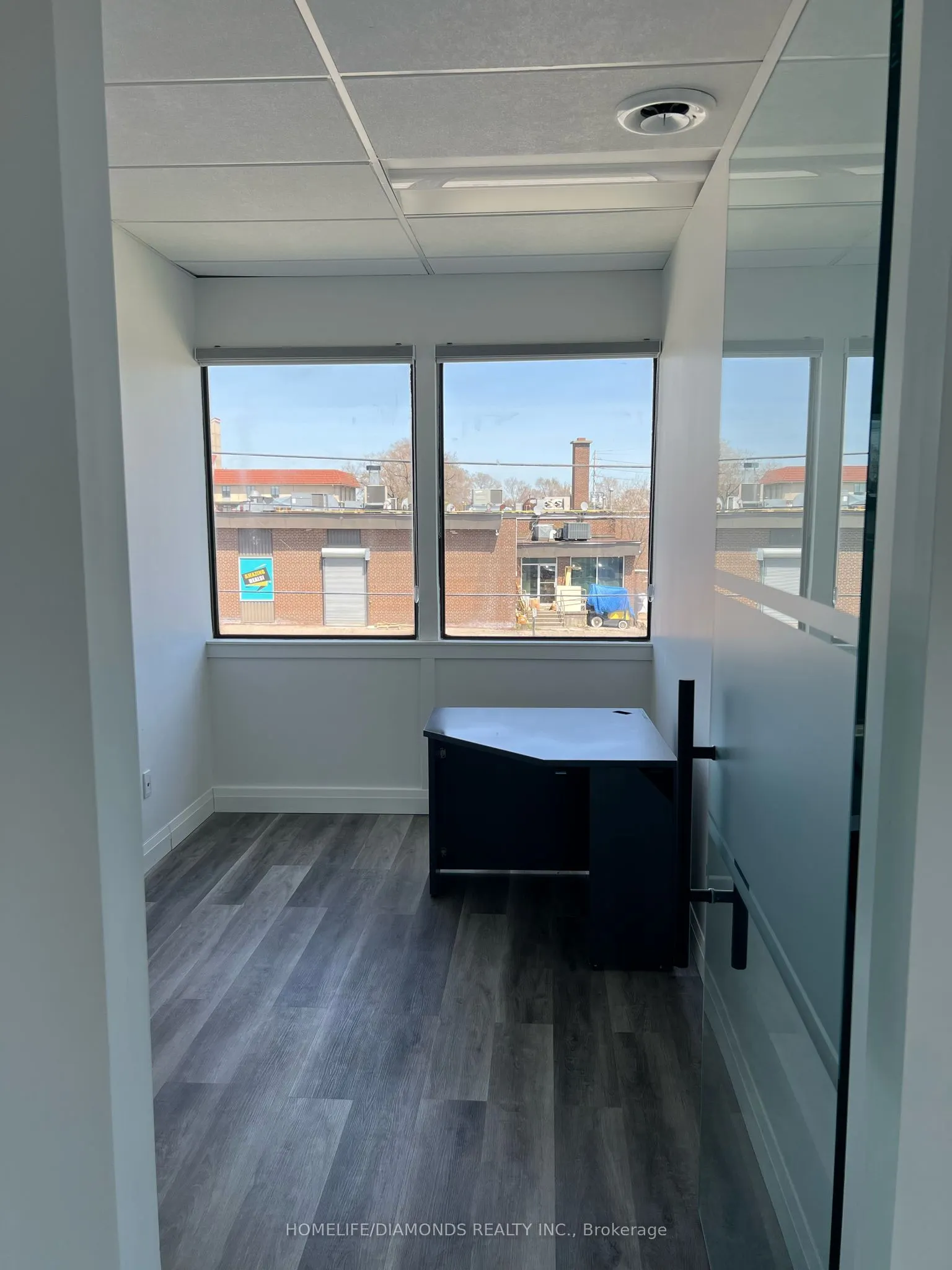 1830 Dundas Street E, #202