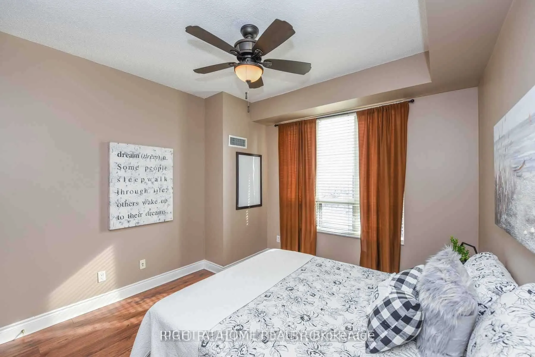 35 Kingsbridge Garden Circle, #2607