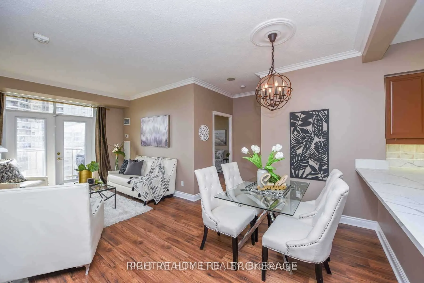 35 Kingsbridge Garden Circle, #2607