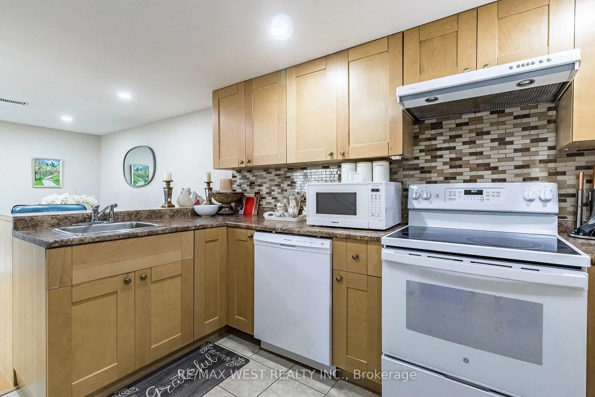 24 Clarion Road, #Bsmt