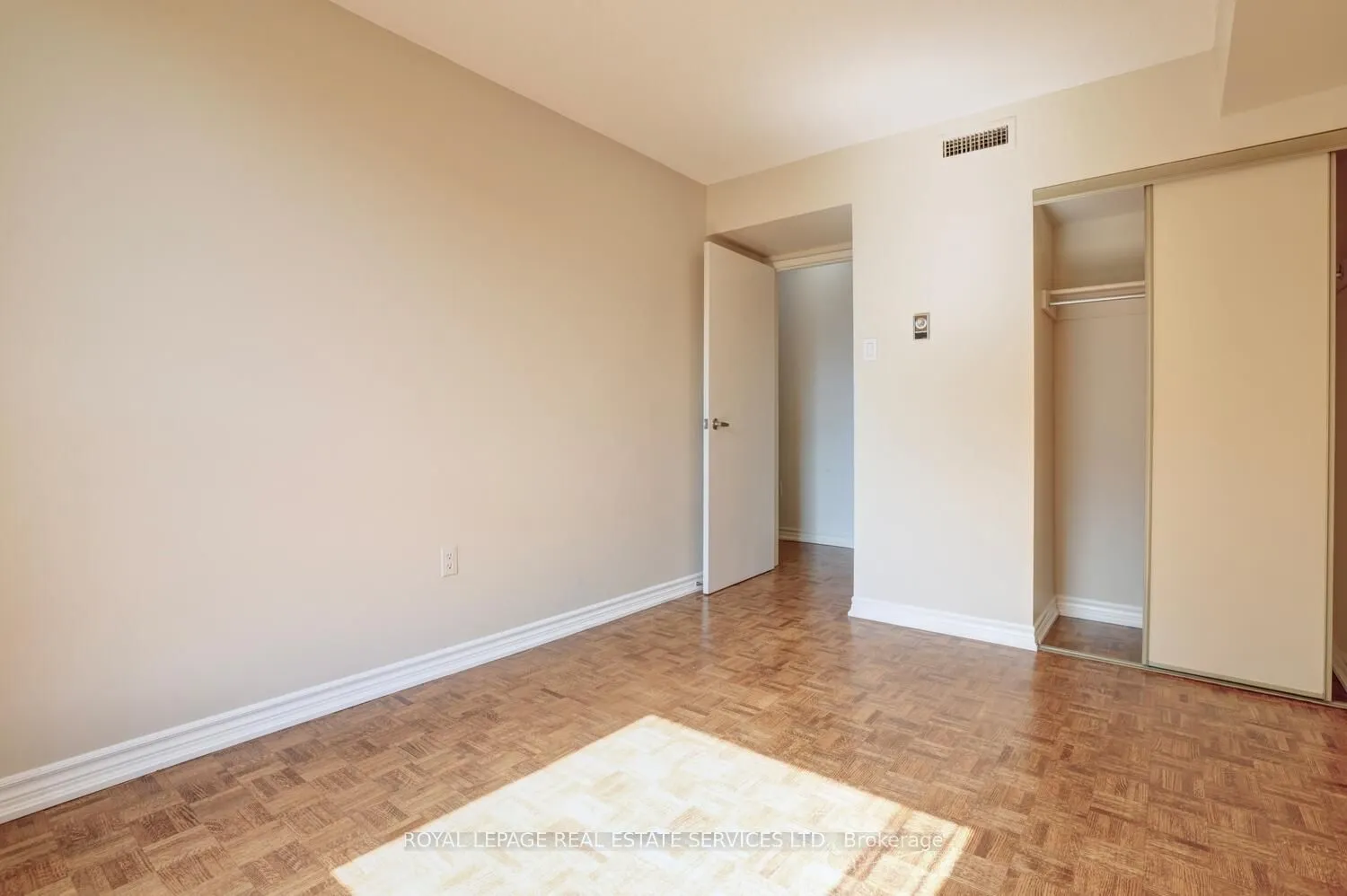 965 Inverhouse Drive, #506
