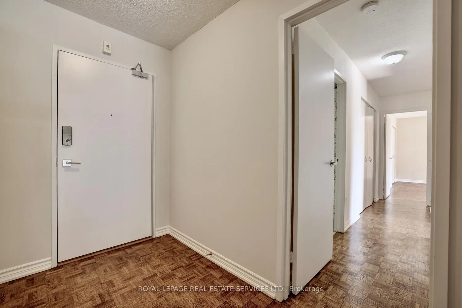 965 Inverhouse Drive, #506