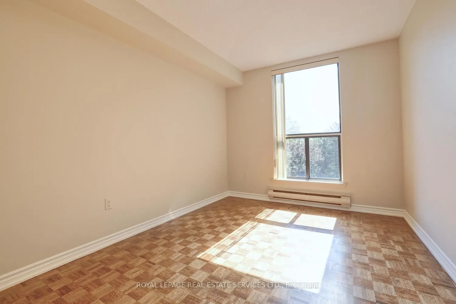 965 Inverhouse Drive, #506